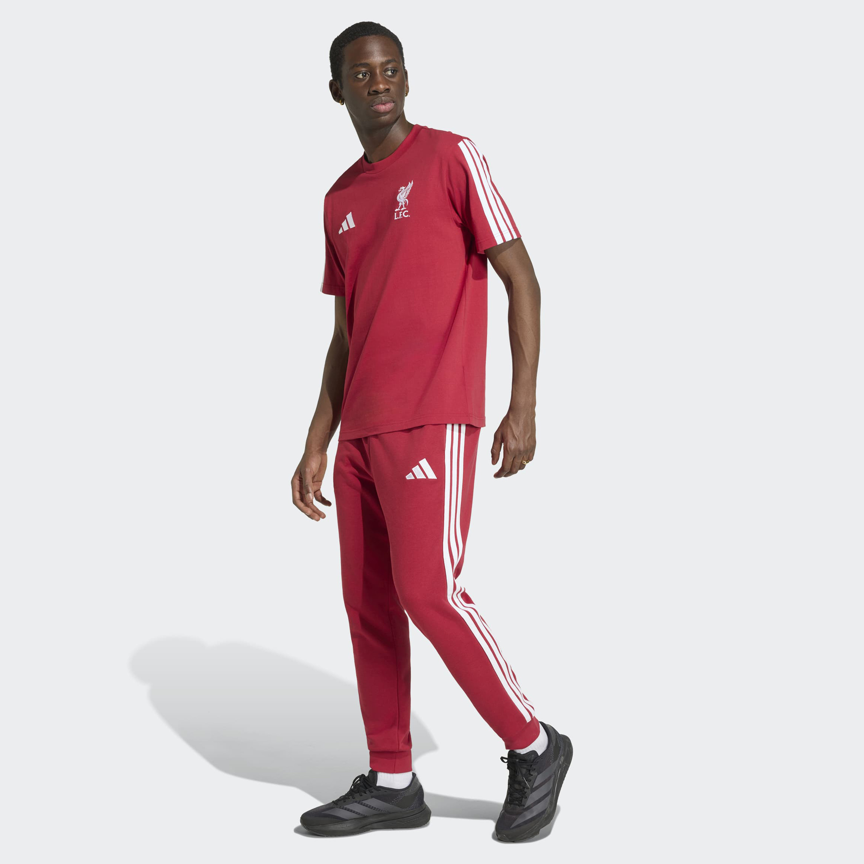 اديداس - تيشيرت رجالي بأكمام قصيرة ورقبة دائرية من نادي ليفربول لكرة القدم-men-clothing-sportswearandactivewear-tshirtsandpolos-image-2