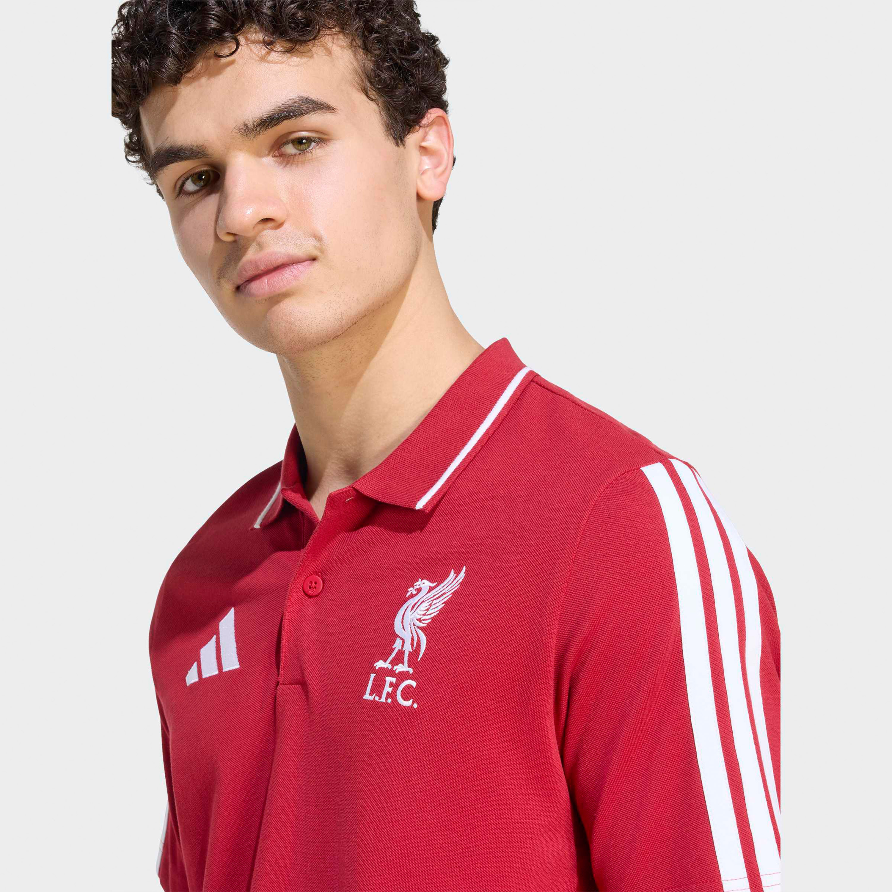 اديداس - قميص بولو للرجال من نادي ليفربول لكرة القدم-men-clothing-sportswearandactivewear-tshirtsandpolos-image-5