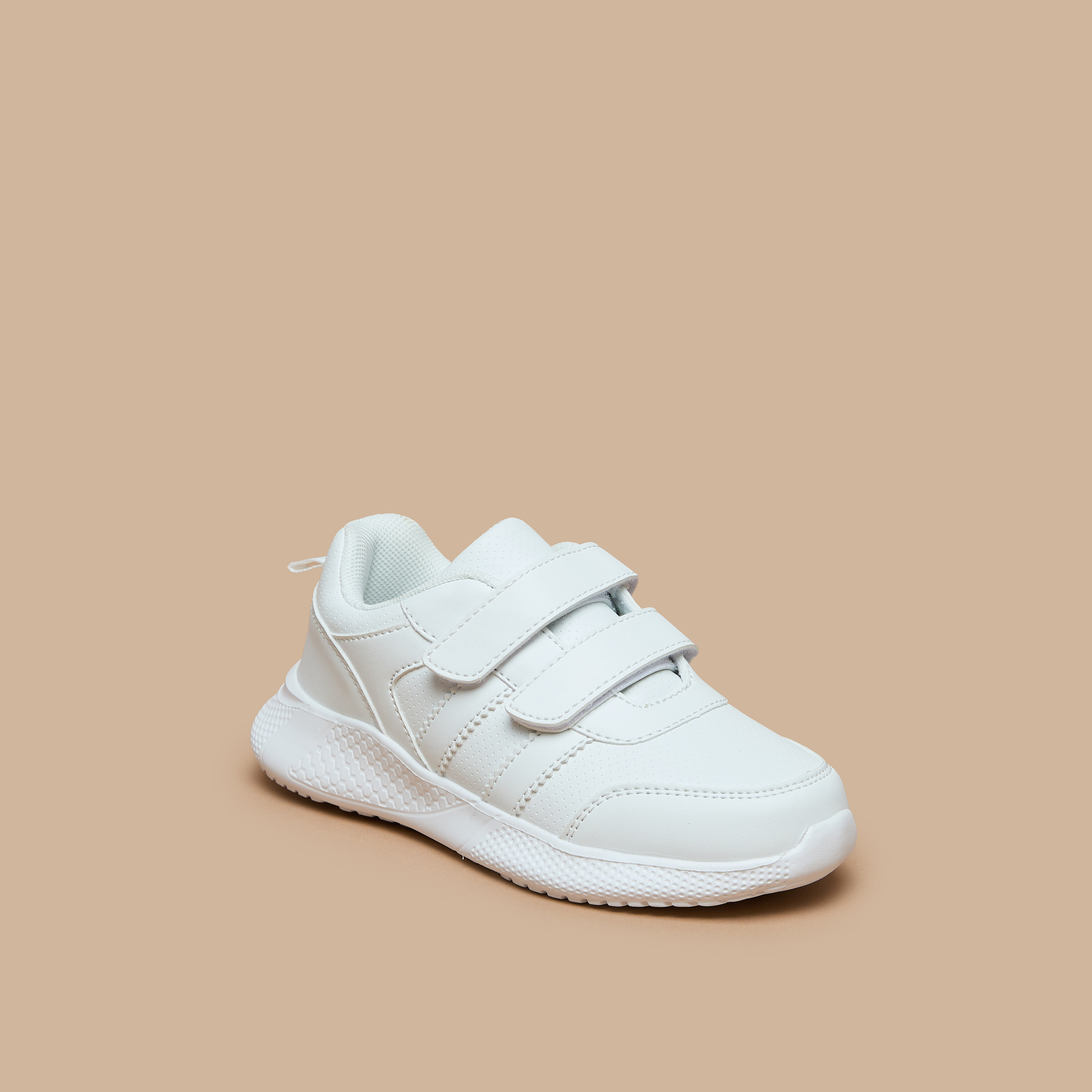 حذاء مدرسة سادة بشريط إغلاق لاصق من إل بي إل من شو إكسبرس-boys-shoes-schoolshoes-image-1
