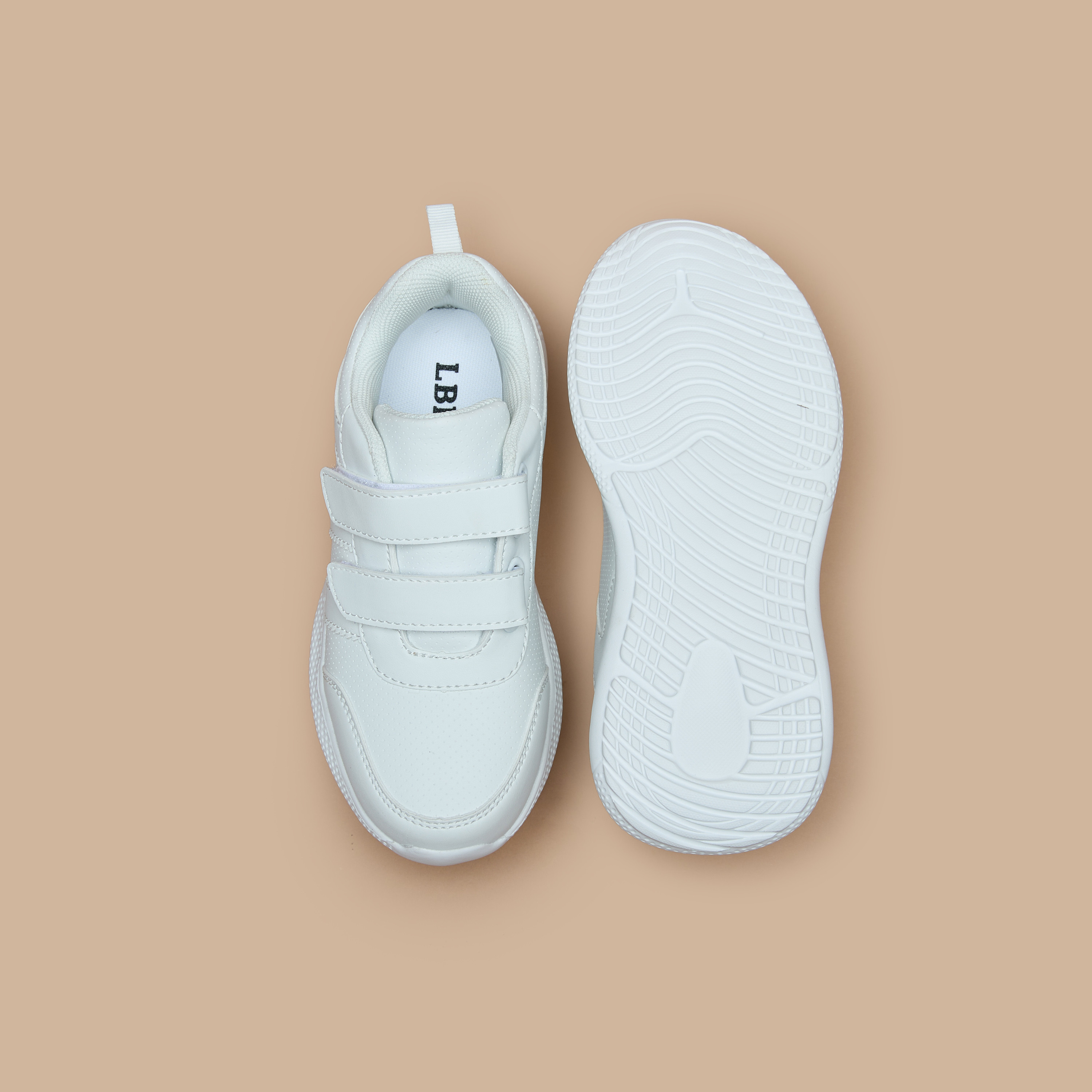 حذاء مدرسة سادة بشريط إغلاق لاصق من إل بي إل من شو إكسبرس-boys-shoes-schoolshoes-image-4
