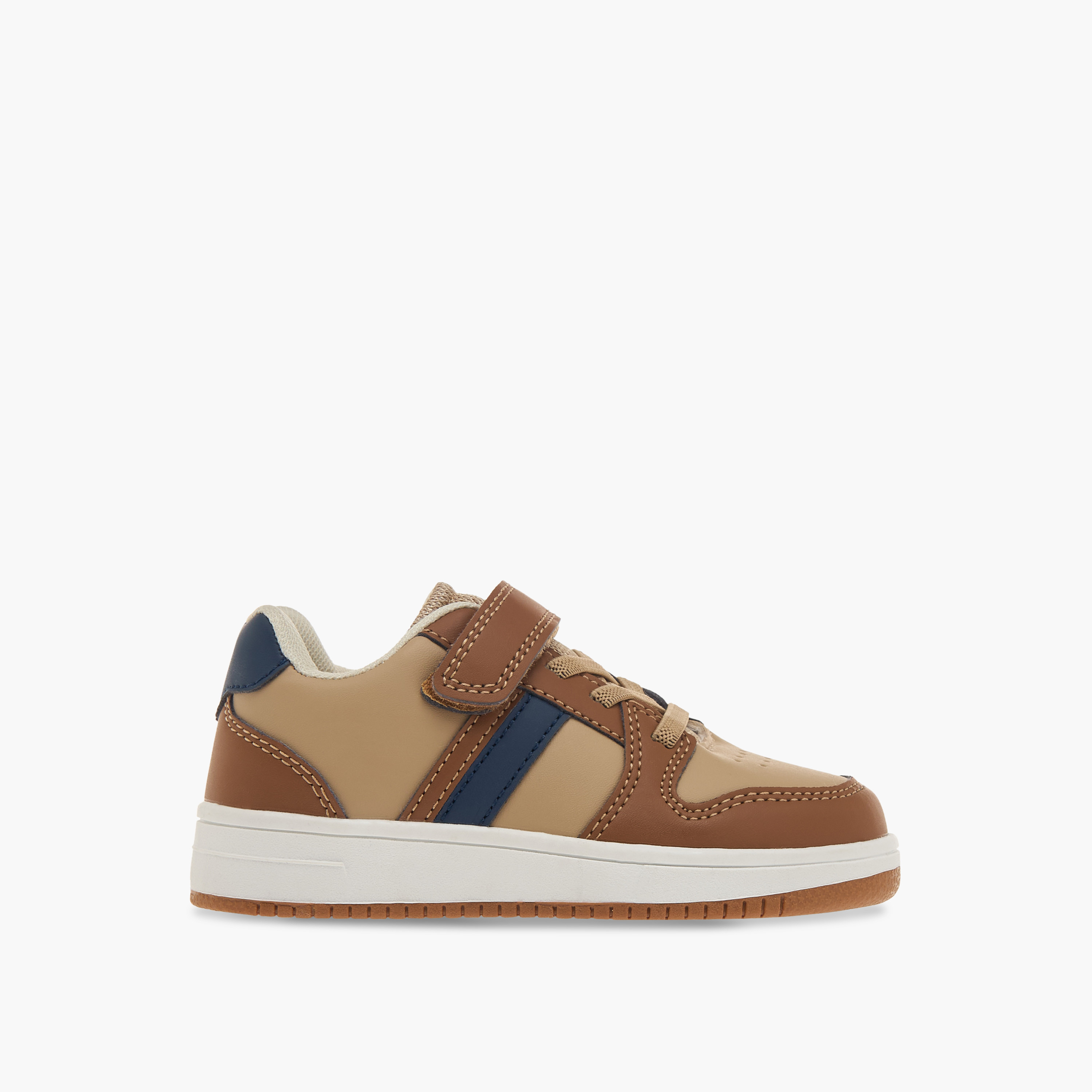 حذاء سنيكرز بقوالب ملونة وشريط إغلاق لاصق من إل بي إل من شو إكسبريس-boys-shoes-sneakers-image-3