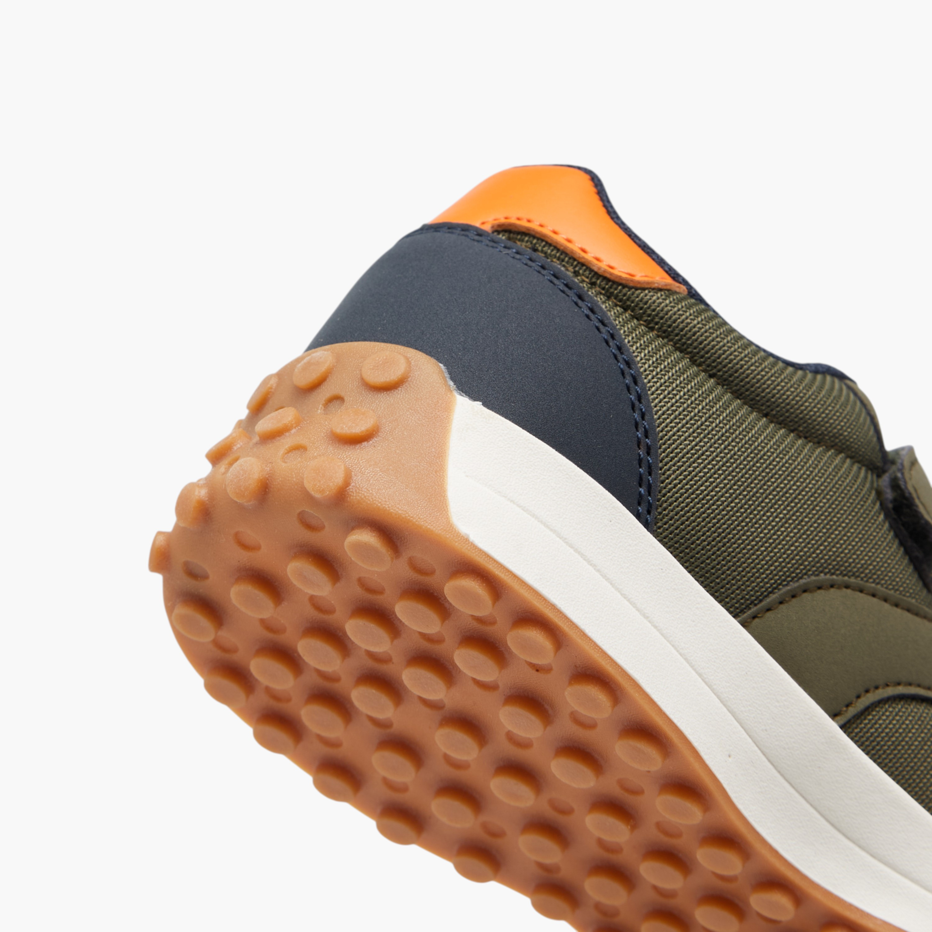 حذاء سنيكرز بشريط إغلاق لاصق للأولاد من إل بي إل من شو إكسبريس-boys-shoes-sneakers-image-5
