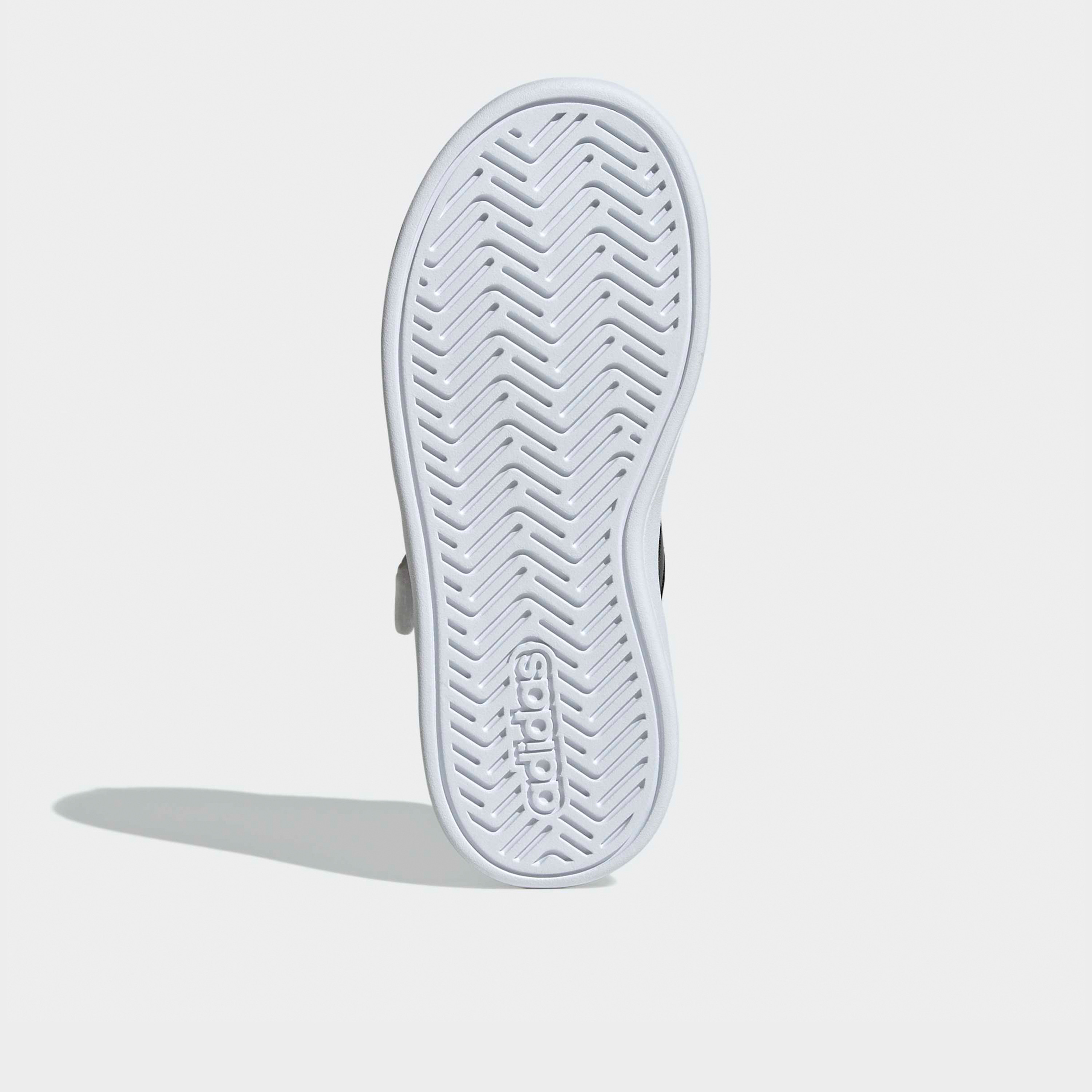 حذاء سنيكرز للكاحل جراند كورت 3.0 إي إل بشريط إغلاق لاصق للبنات من أديداس-girls-shoes-sneakers-image-5