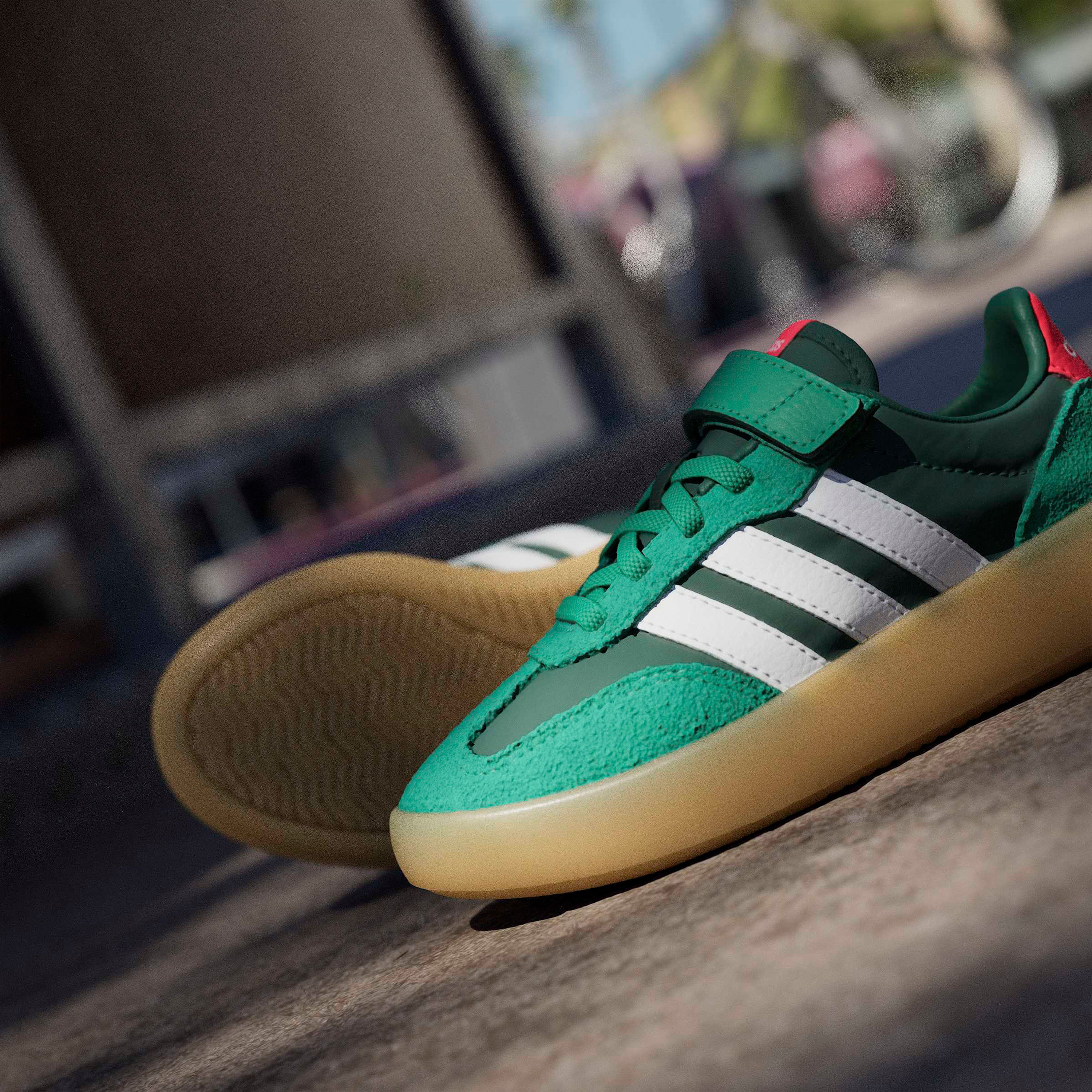 حذاء سنيكرز شبكي مخطط جلد للأولاد من أديداس - باريدا ديكود-boys-shoes-sneakers-image-13