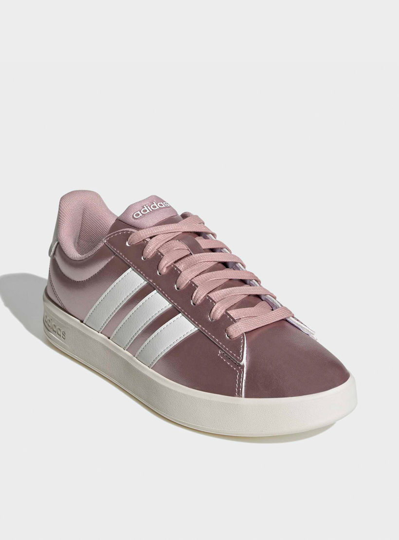 حذاء سنيكرز طول الكاحل برباط إغلاق جراند كورت 3.0 للنساء من أديداس-sports-women-shoes-image-1