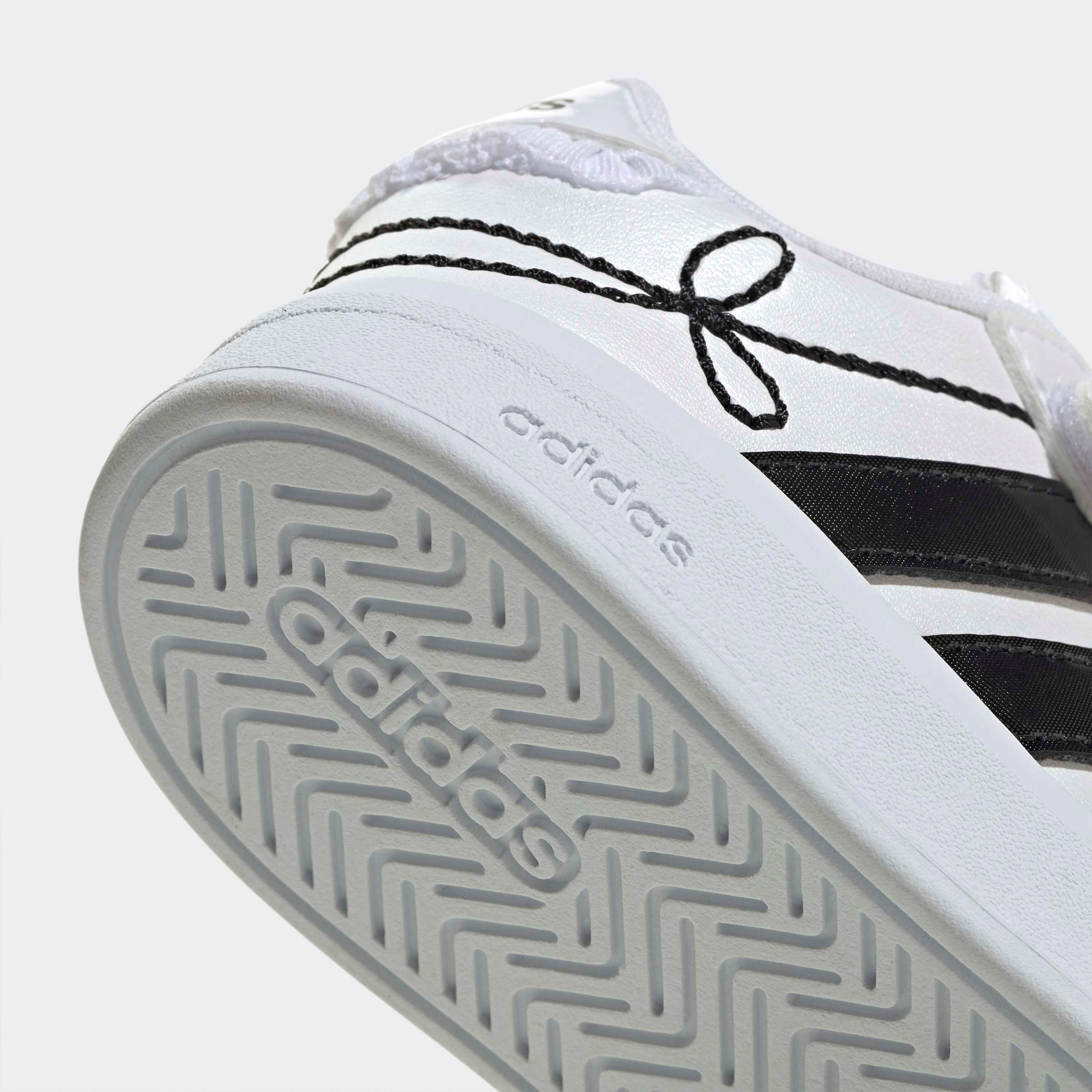 Adidas Girls Grand Court 3.0 EL Hook & Loop Ankle Sneakers-baby-girls-shoes-closedshoes-image-5