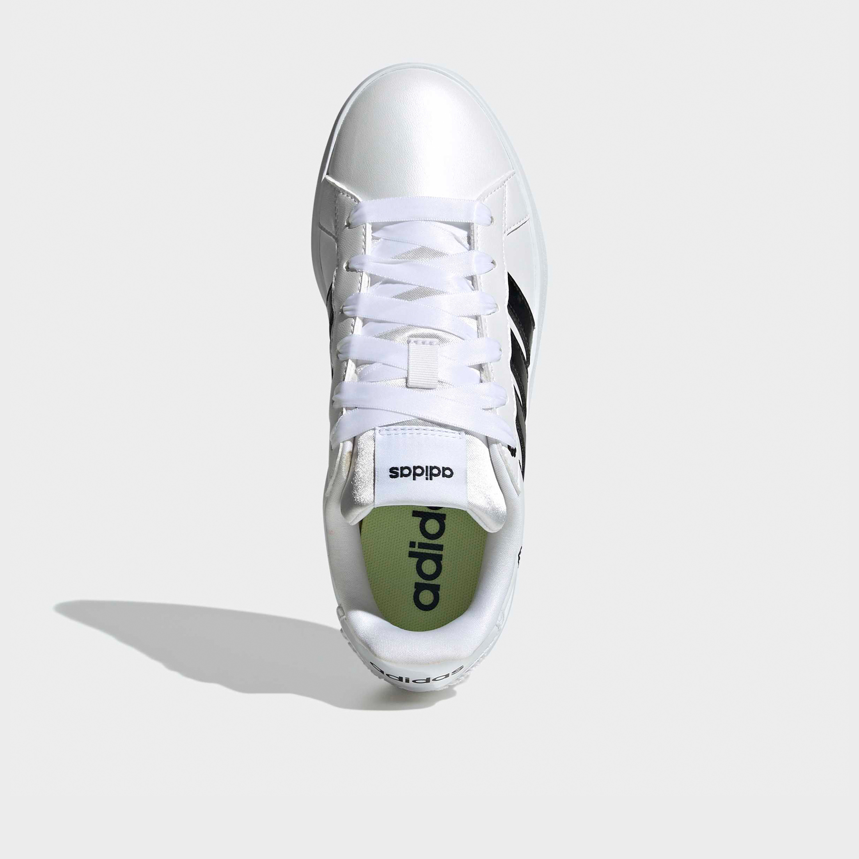حذاء سنيكرز للكاحل جراند كورت 3.0 برباط إغلاق للبنات من أديداس-girls-shoes-sneakers-image-3