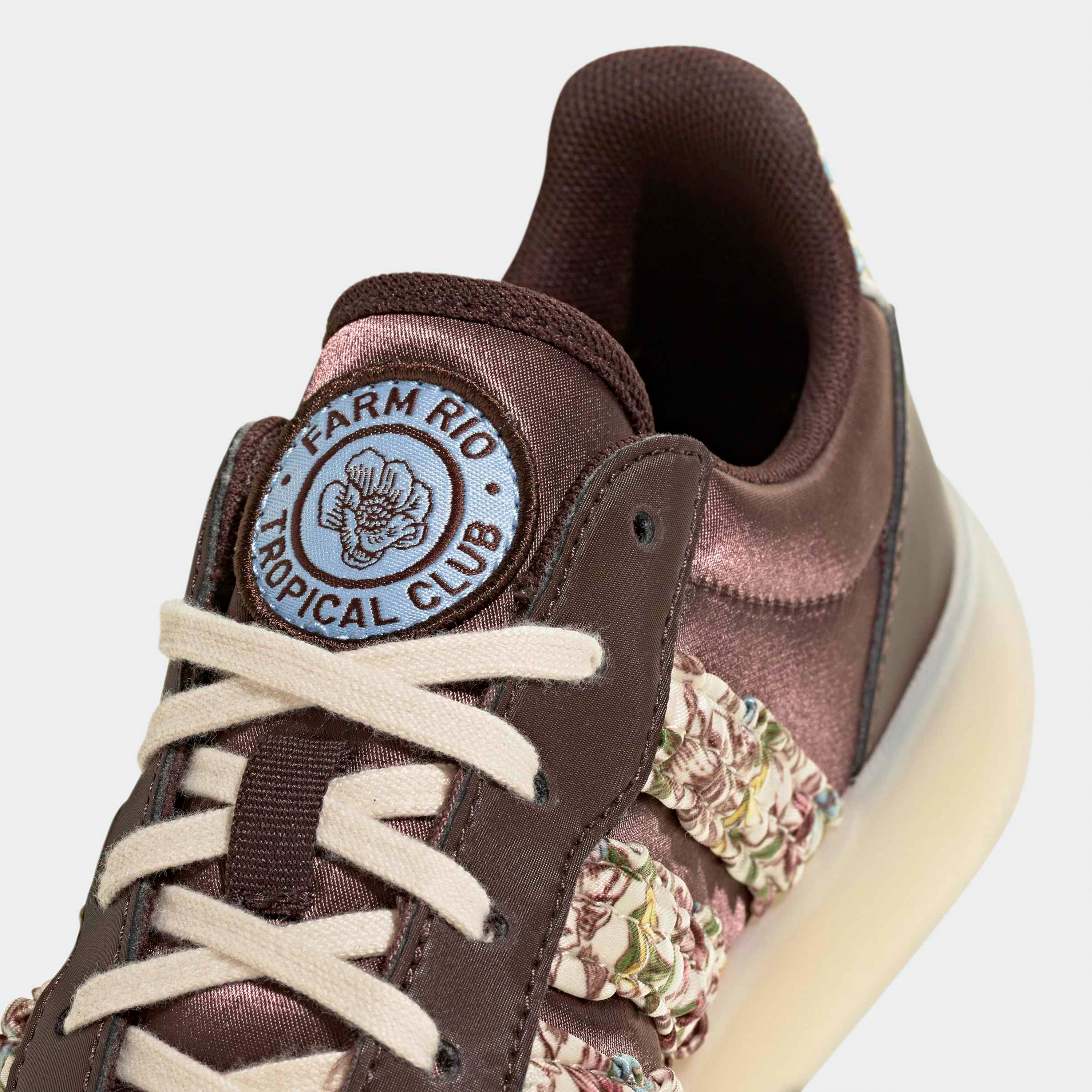 حذاء سنيكرز طول الكاحل برباط باريدا ديكود للنساء من أديداس-women-shoes-sneakers-image-6