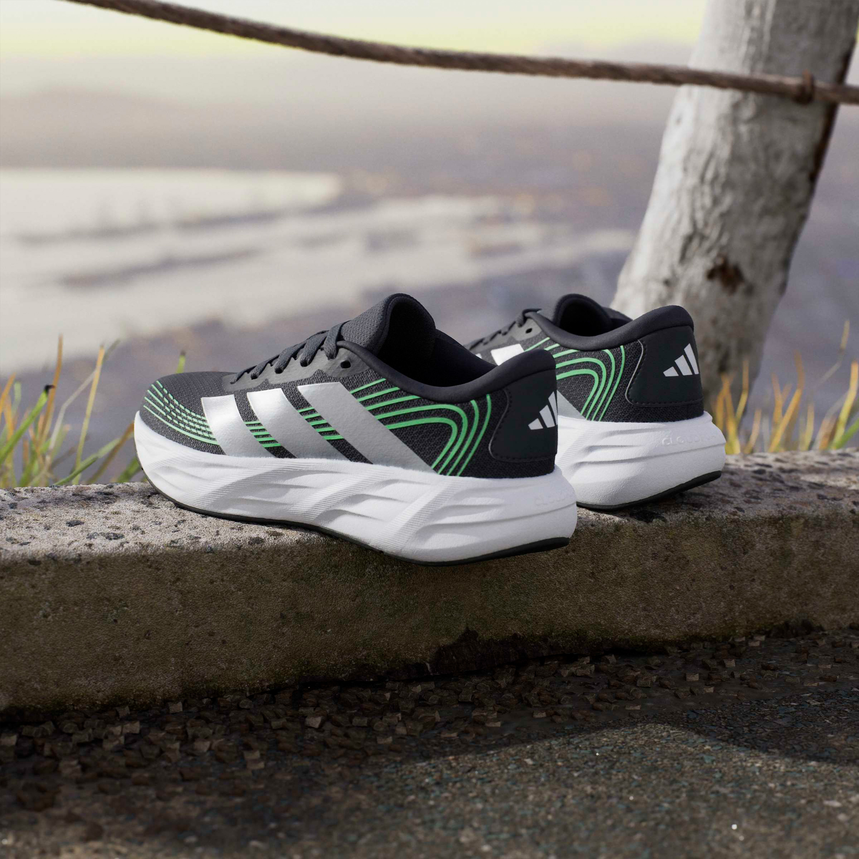 حذاء جري مخطط برباط جلاكسي 8 للأولاد من أديداس-sports-boys-shoes-image-10
