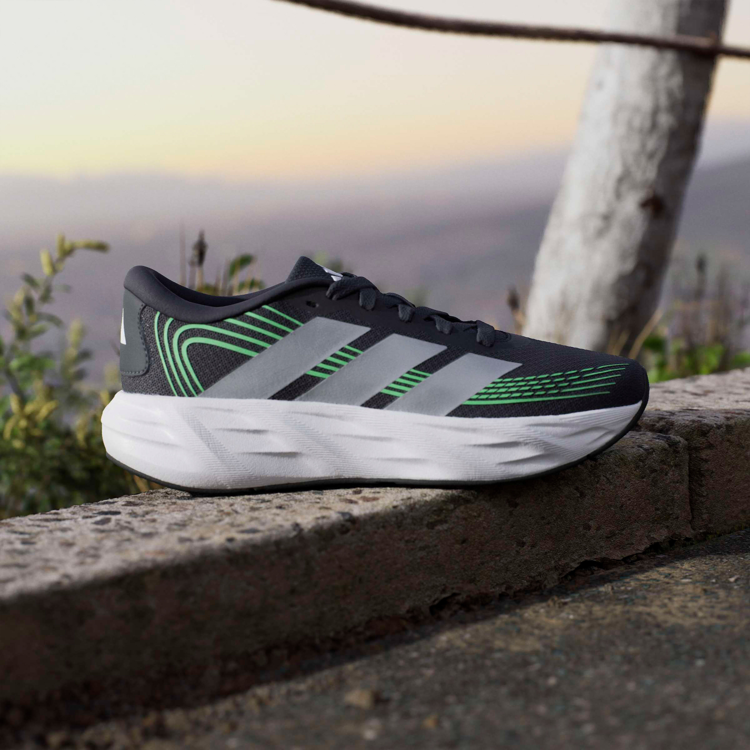 حذاء جري مخطط برباط جلاكسي 8 للأولاد من أديداس-sports-boys-shoes-image-8