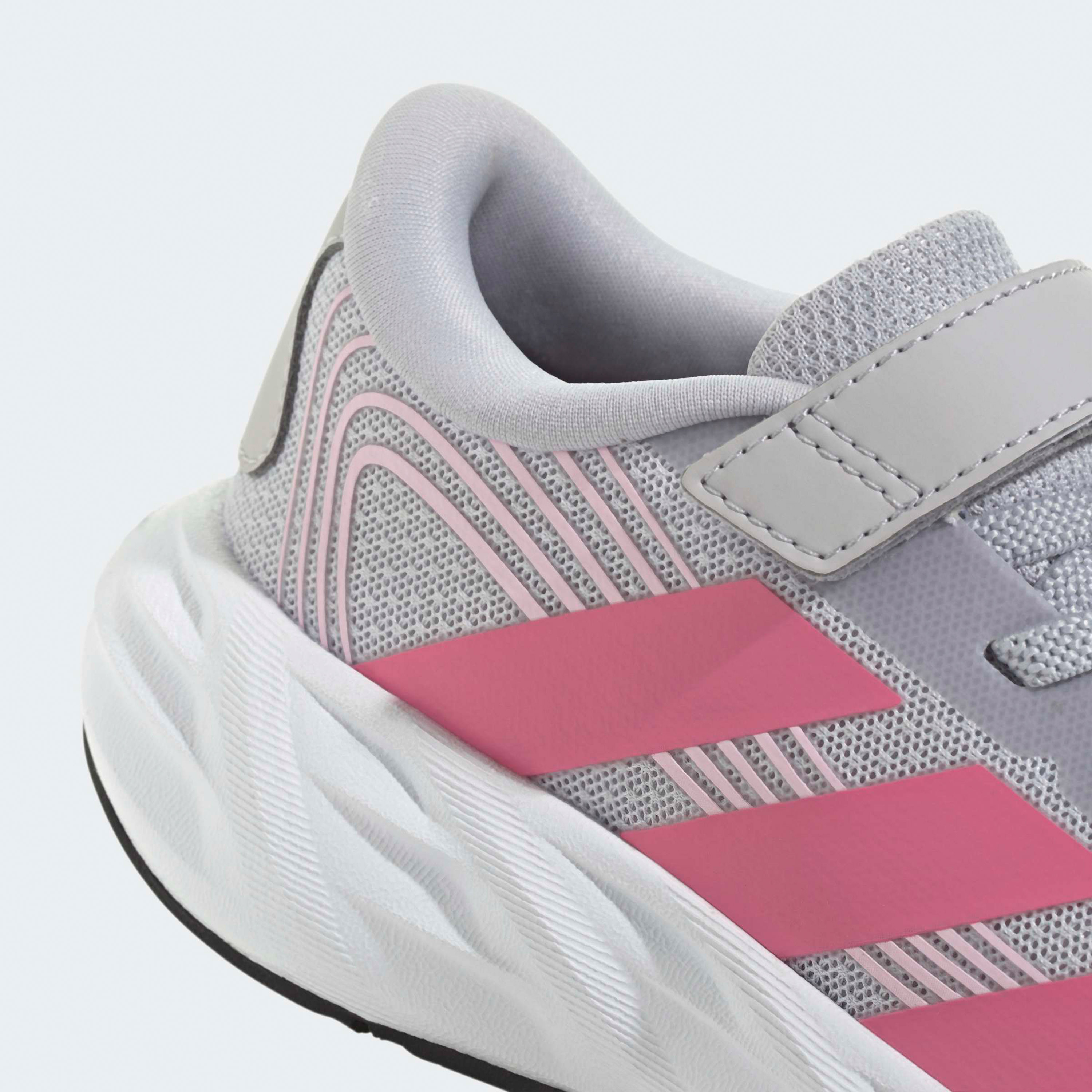 حذاء جري بشريط إغلاق لاصق جالكسي 8 إي إل للبنات من أديداس-girls-shoes-sneakers-image-5
