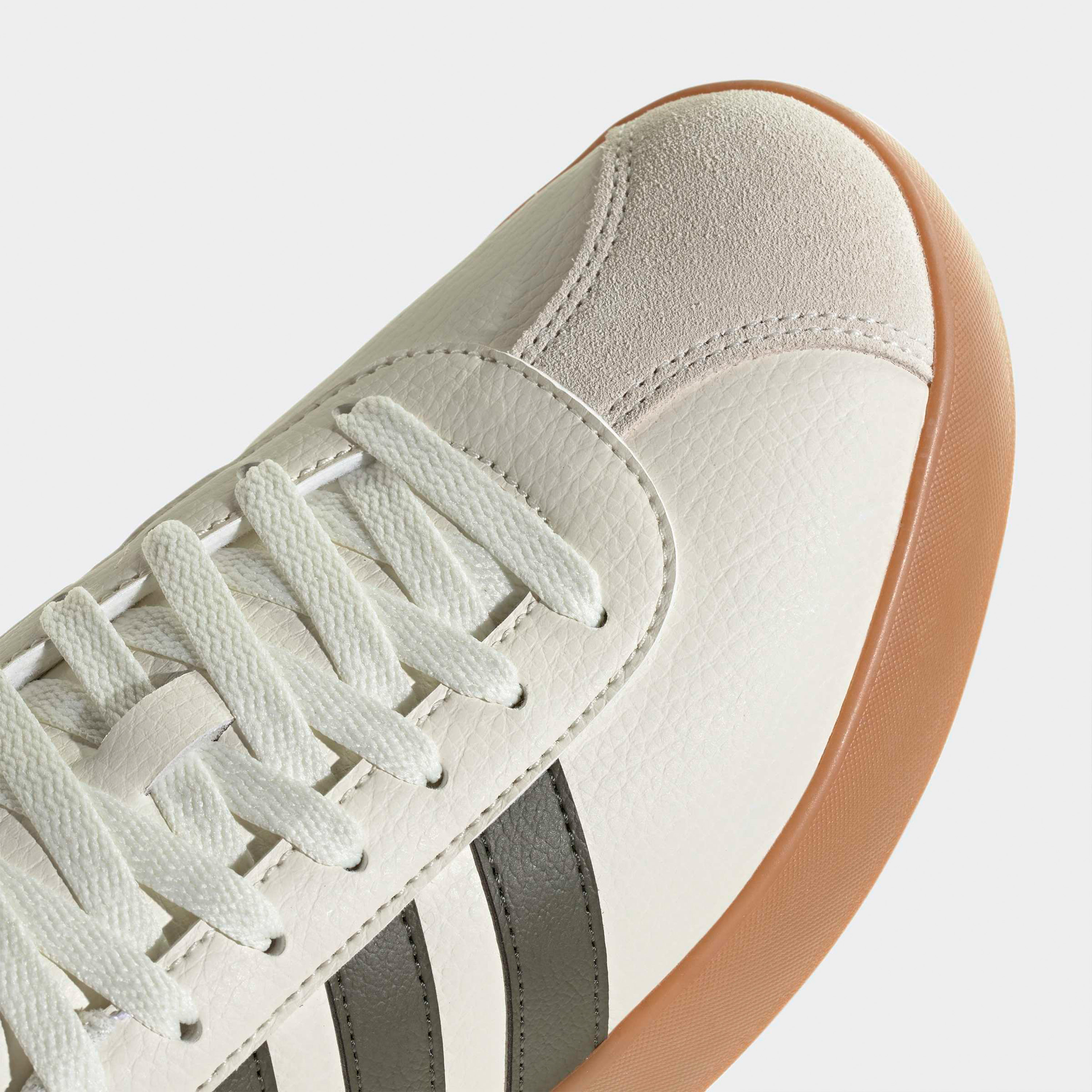 حذاء سنيكرز جلد بطول الكاحل ورباط إغلاق في إل كورت 3.0 للرجال من أديداس-men-shoes-sneakers-image-5