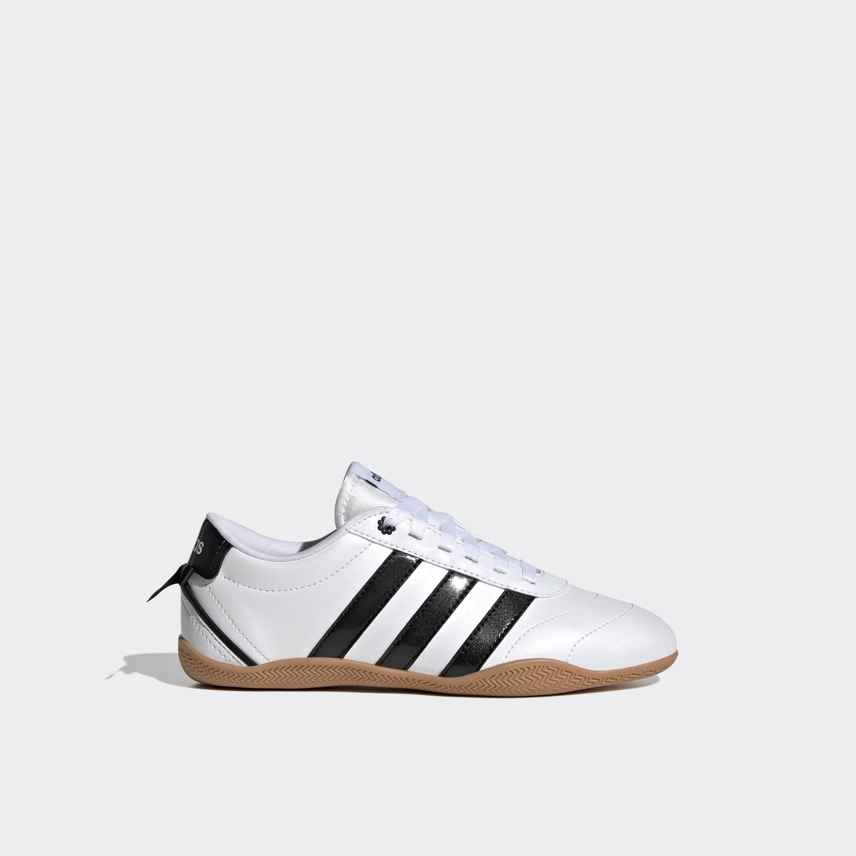 حذاء سنيكرز جراند كورت لو بكاحل ورباط إغلاق للبنات من أديداس-girls-shoes-sneakers-image-2