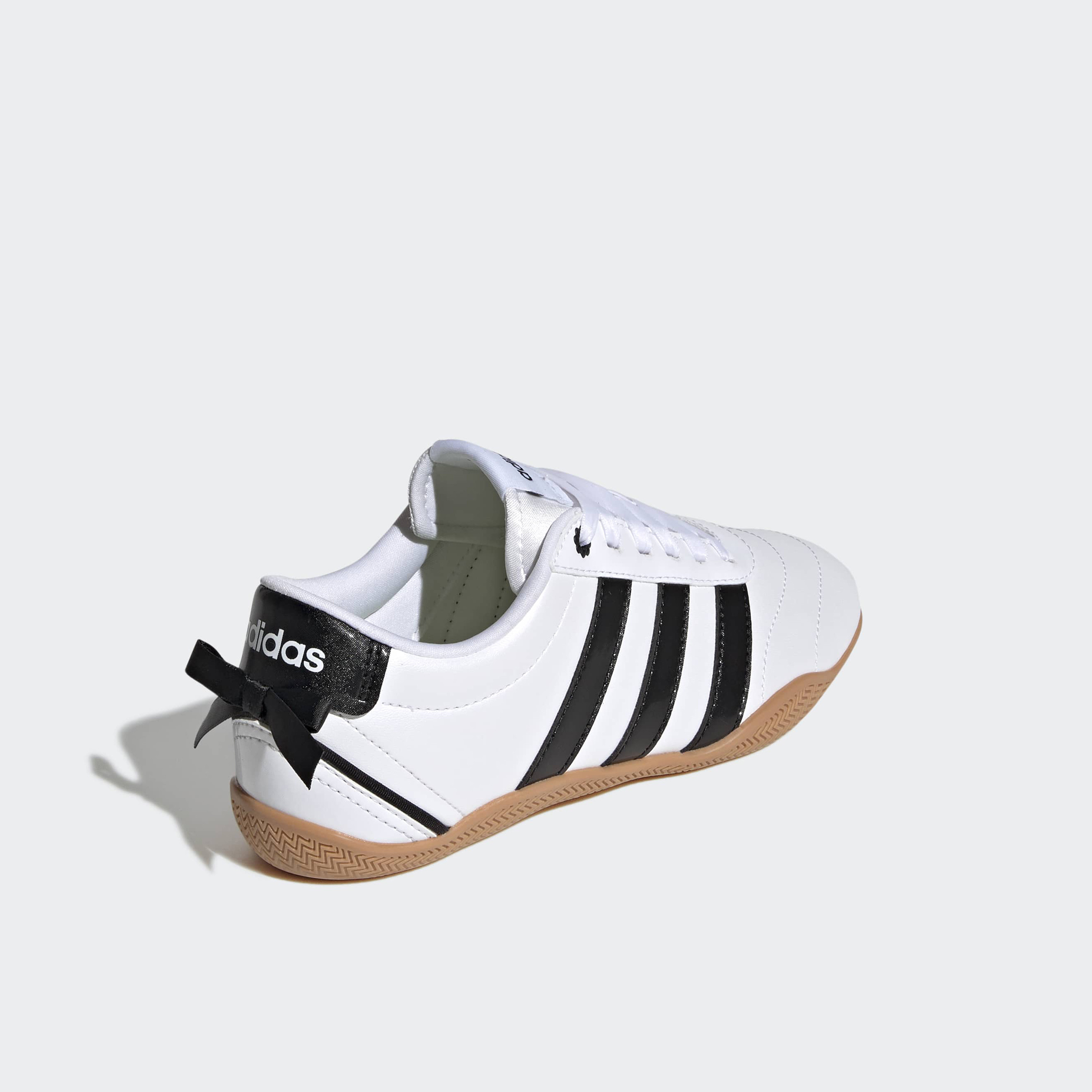 حذاء سنيكرز جراند كورت لو بكاحل ورباط إغلاق للبنات من أديداس-girls-shoes-sneakers-image-7