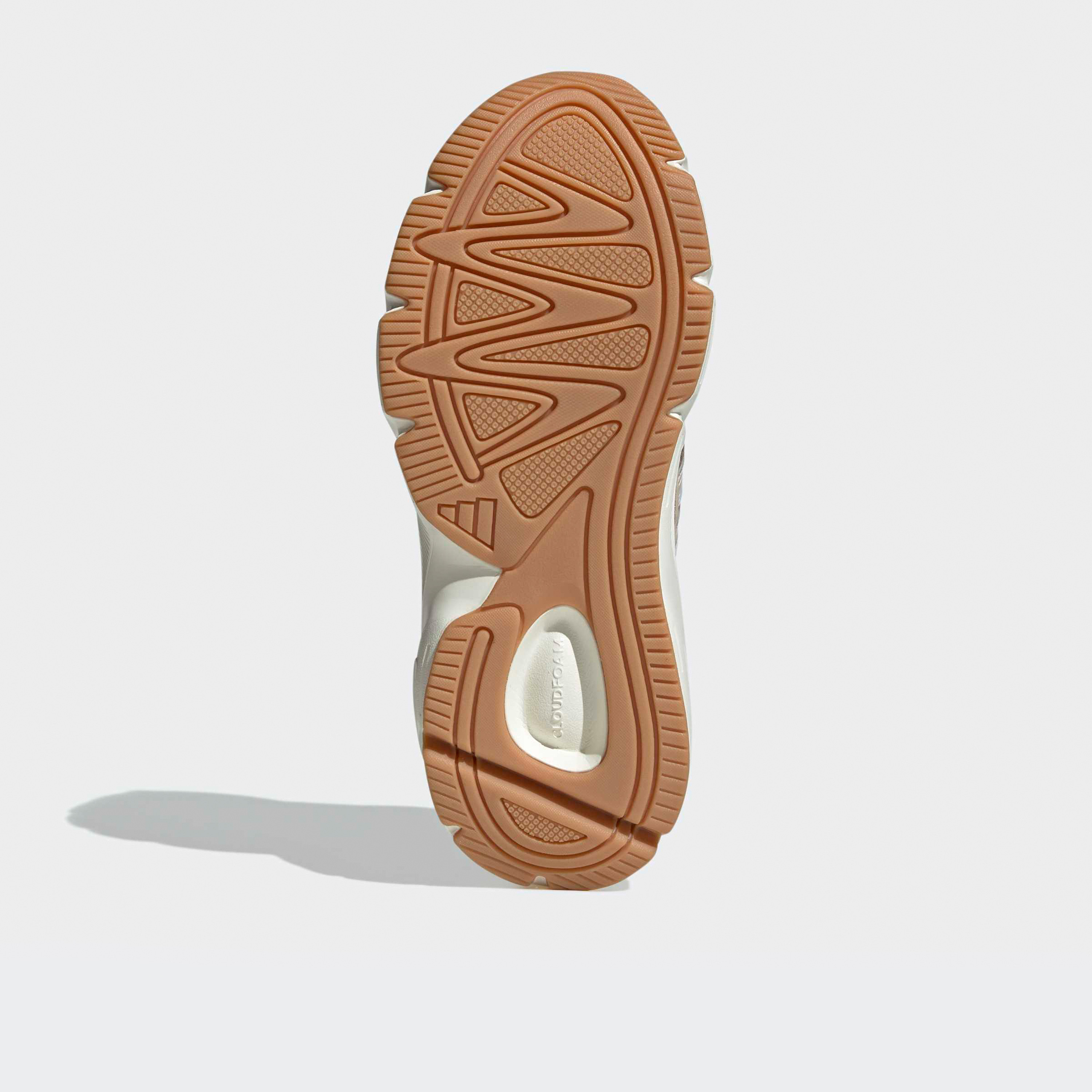حذاء سنيكرز للكاحل برباط إغلاق كريزي كاوس 2000 للنساء من أديداس-sports-women-shoes-image-4