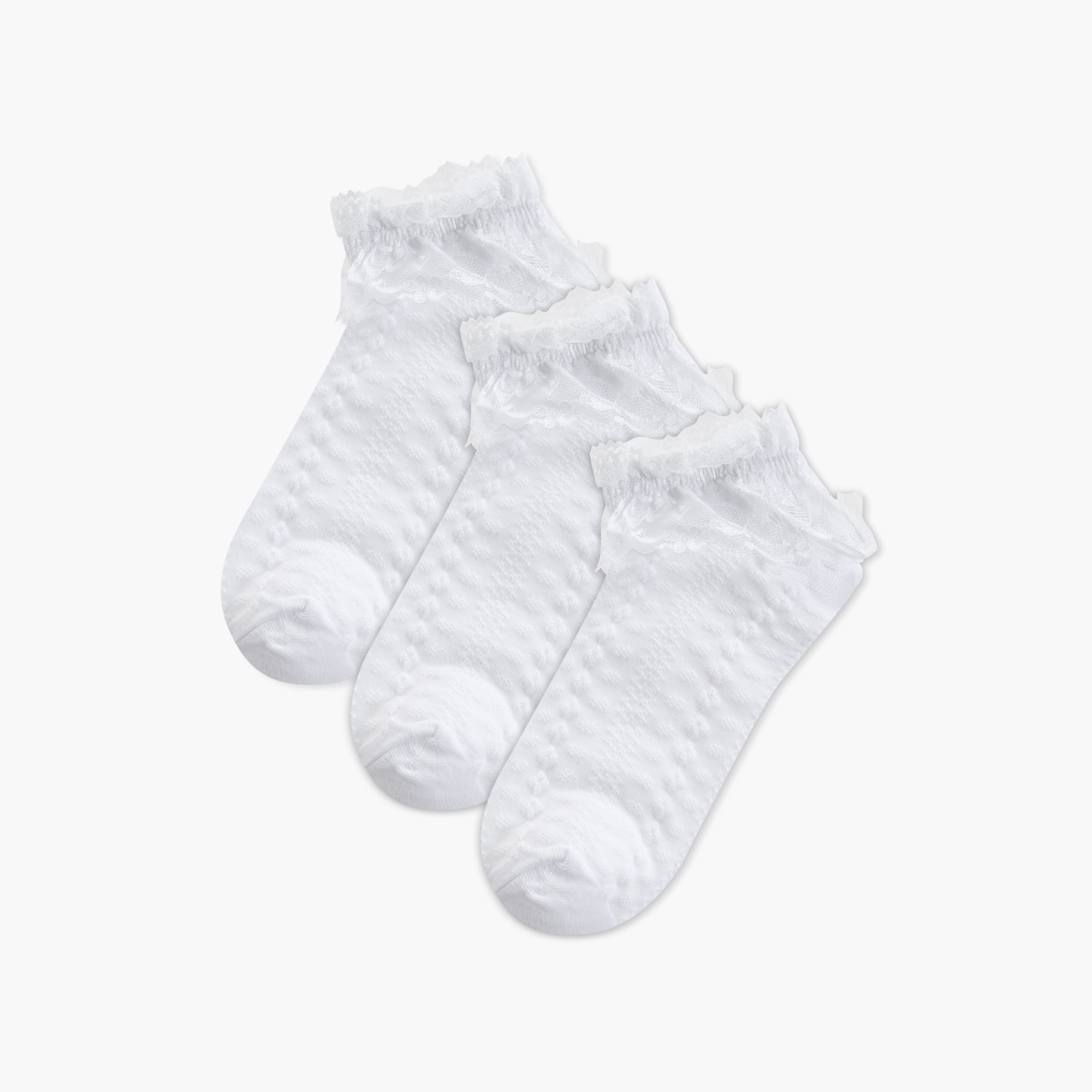 جوارب بتفاصيل دانتيل من جونيورز - طقم من ثلاثة أزواج.-girls-accessories-socks-image-1