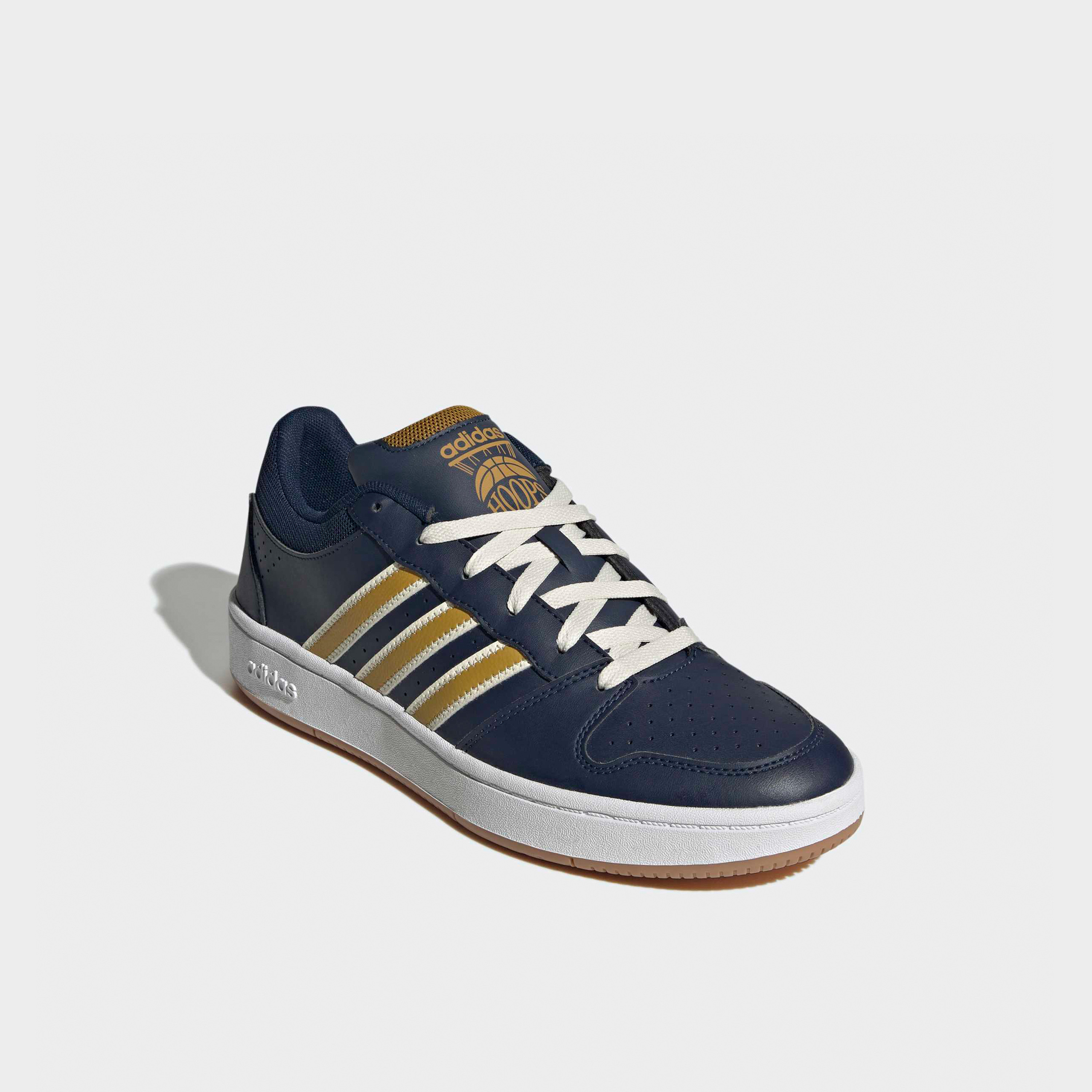 حذاء سنيكرز طول الكاحل برباط هوبز كلاسيك للرجال من أديداس-men-shoes-sneakers-image-1