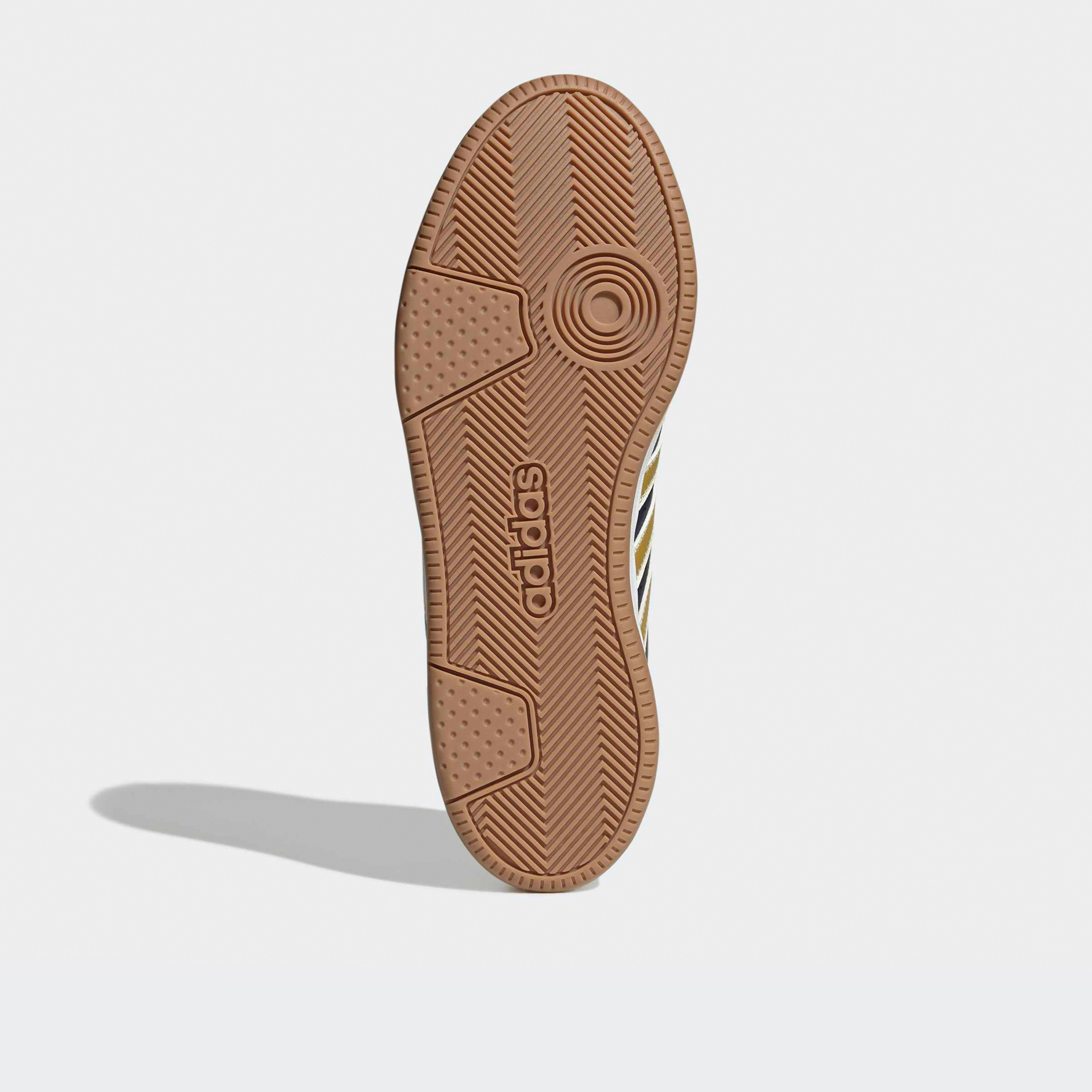 حذاء سنيكرز طول الكاحل برباط هوبز كلاسيك للرجال من أديداس-men-shoes-sneakers-image-4