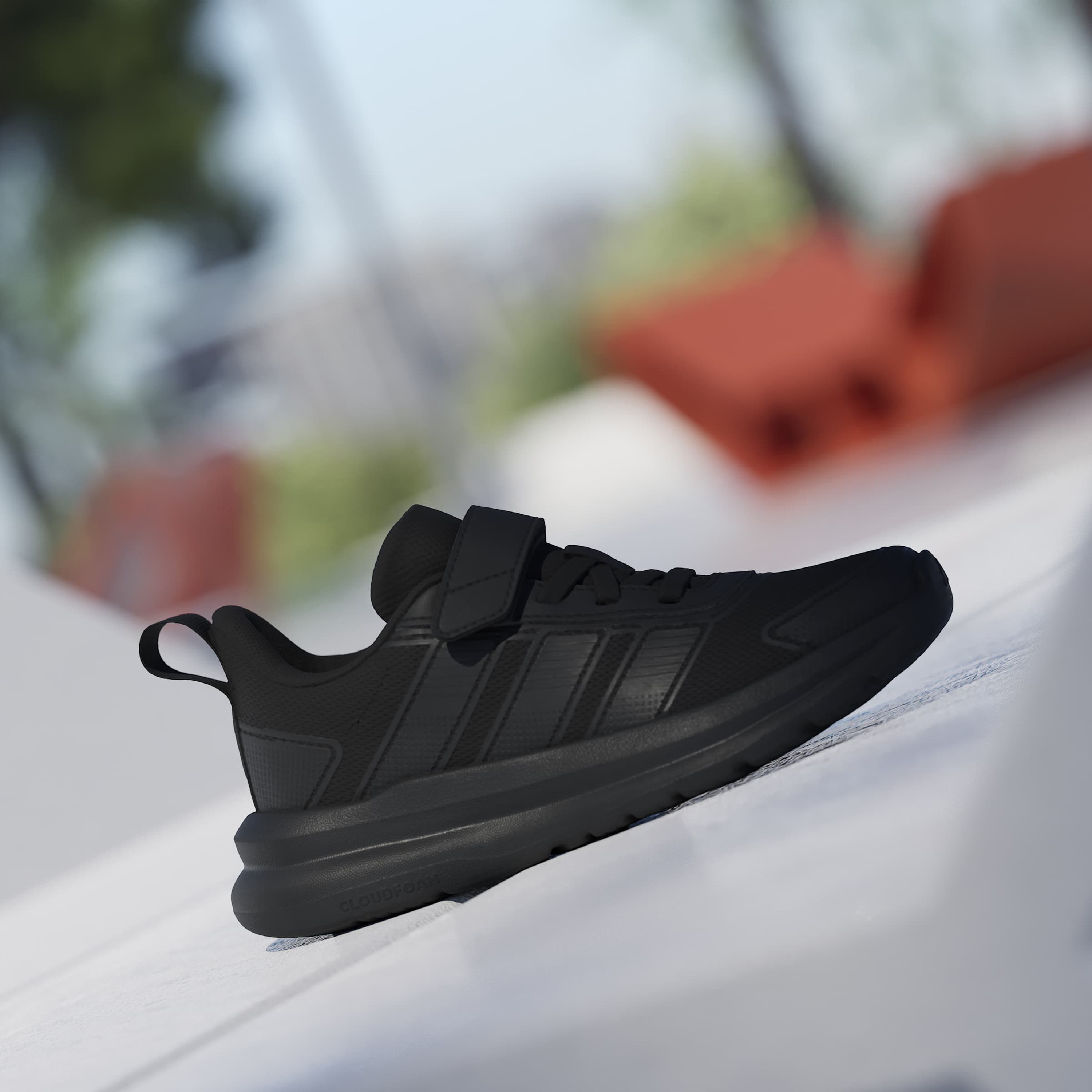 حذاء مدرسي تينساور ران 4.0 إي إل بشريط إغلاق لاصق للأطفال من أديداس-girls-shoes-sneakers-image-8