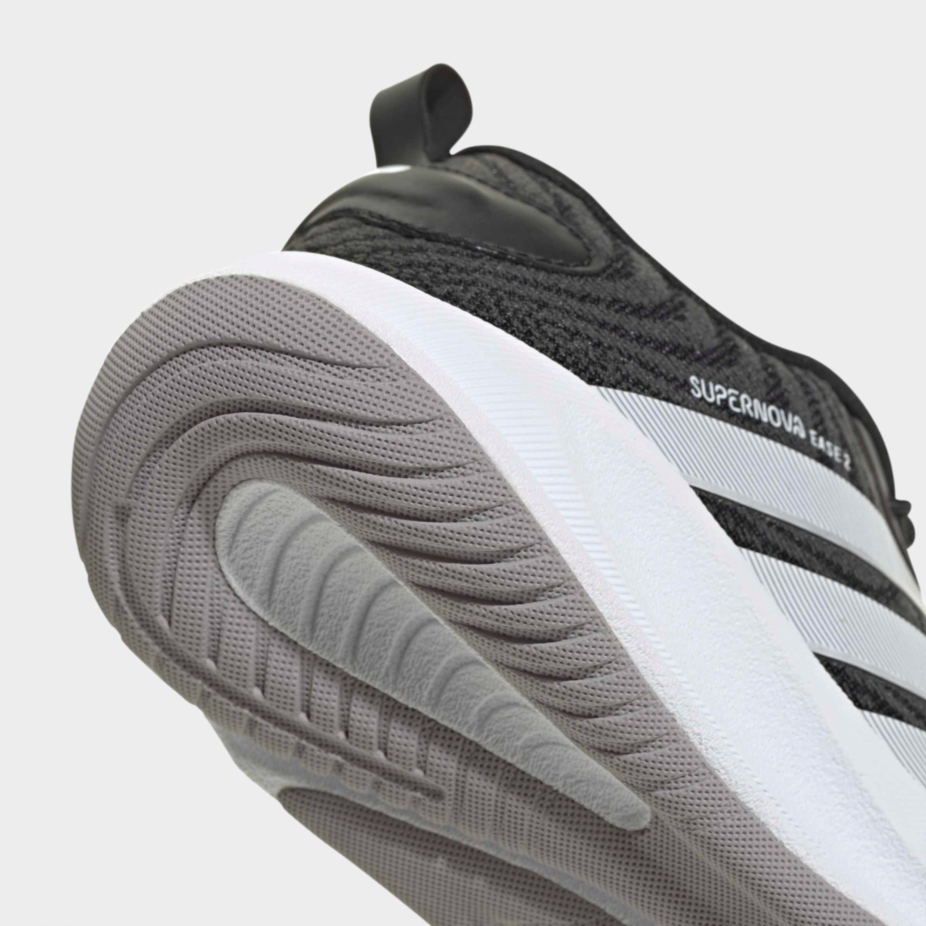 حذاء جري سوبرنوفا إيز 2 للجري بنظام ربط سريع للأولاد من أديداس-sports-boys-shoes-image-6