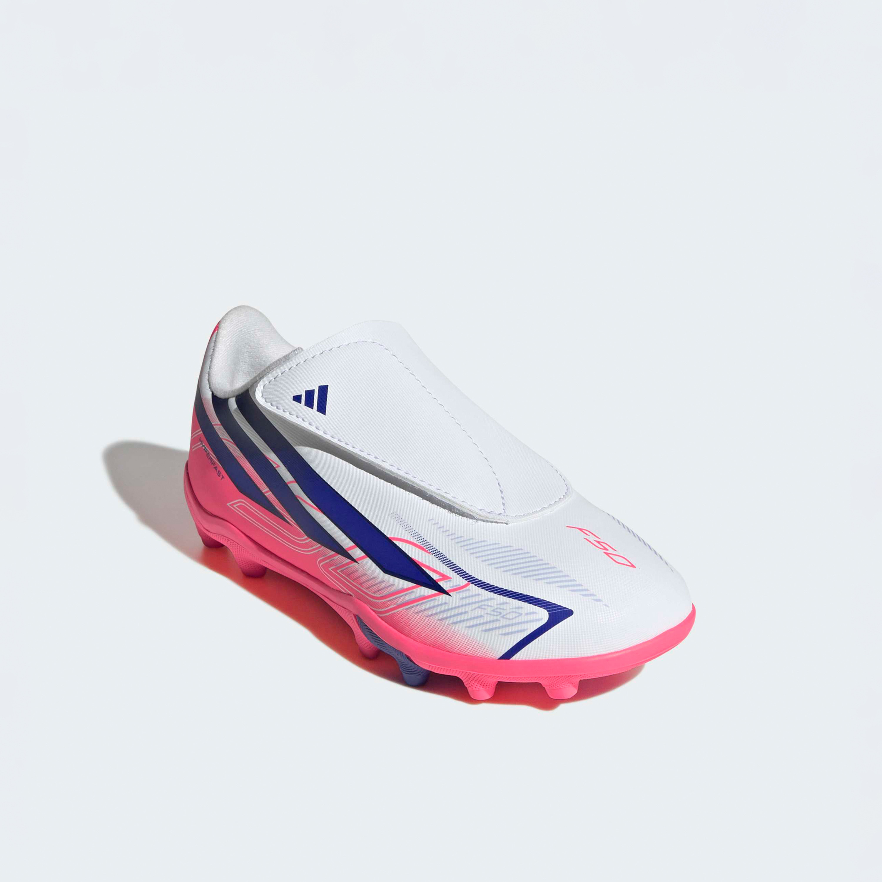 حذاء كرة قدم للأرضيات الصلبة "إف50 هايبرفاست كلوب" للأولاد من أديداس-sports-gear-football-shoes-firmground-image-1
