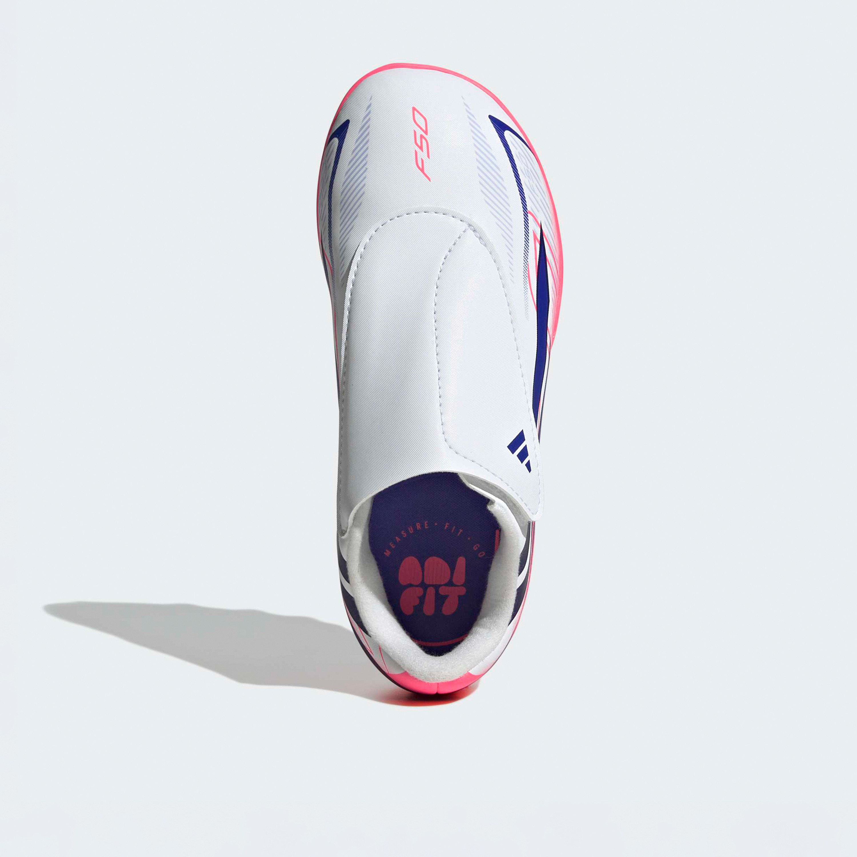 حذاء كرة قدم للأرضيات الصلبة "إف50 هايبرفاست كلوب" للأولاد من أديداس-sports-gear-football-shoes-firmground-image-3