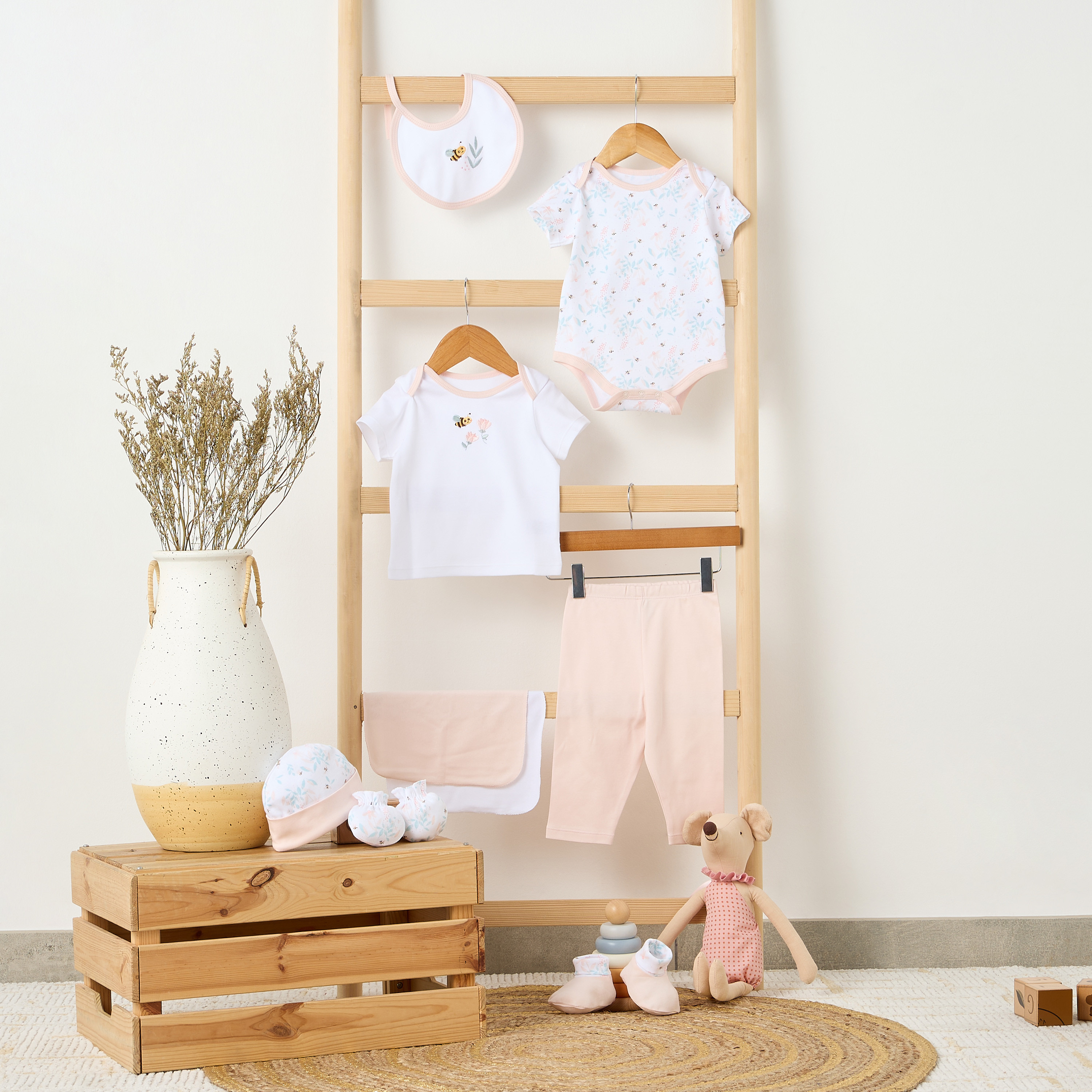 طقم هدايا ملابس متنوعة 9 قطع من جونيورز-baby-girls-clothing-setsandcoords-image-14