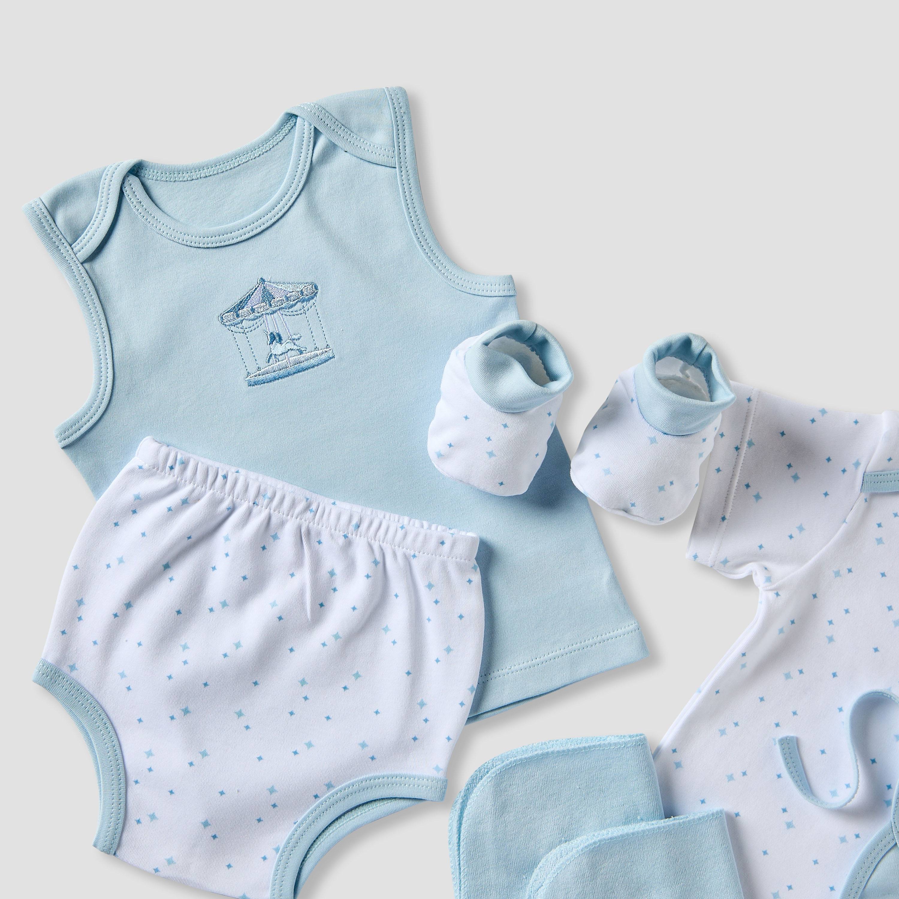 Juniors 6-Piece Boys Gift Set - Cotton - Bodysuit, Booties, Bib, Wash Cloth, Briefs - Star Print-baby-boys-clothing-setsandcoords-image-10