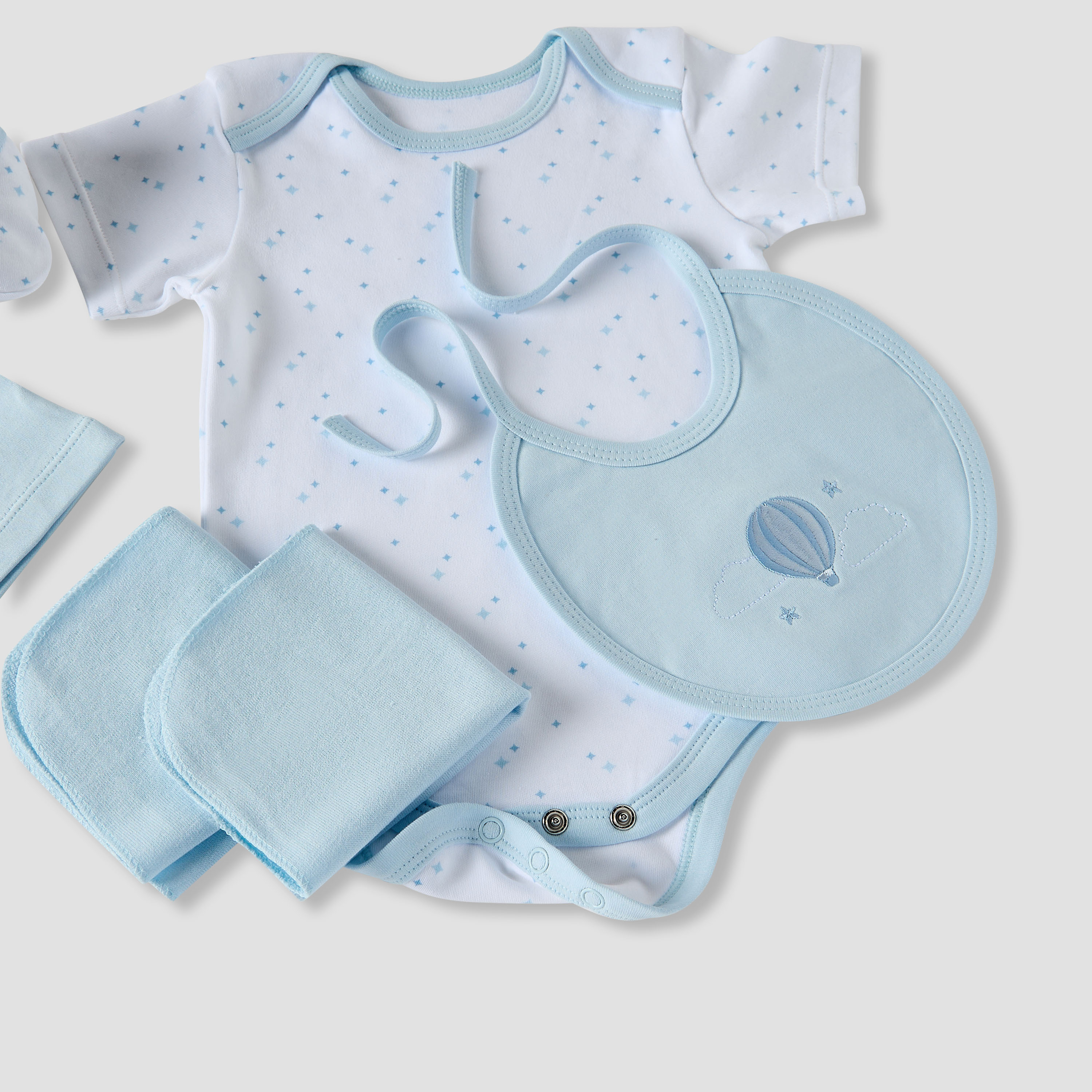 Juniors 6-Piece Boys Gift Set - Cotton - Bodysuit, Booties, Bib, Wash Cloth, Briefs - Star Print-baby-boys-clothing-setsandcoords-image-11