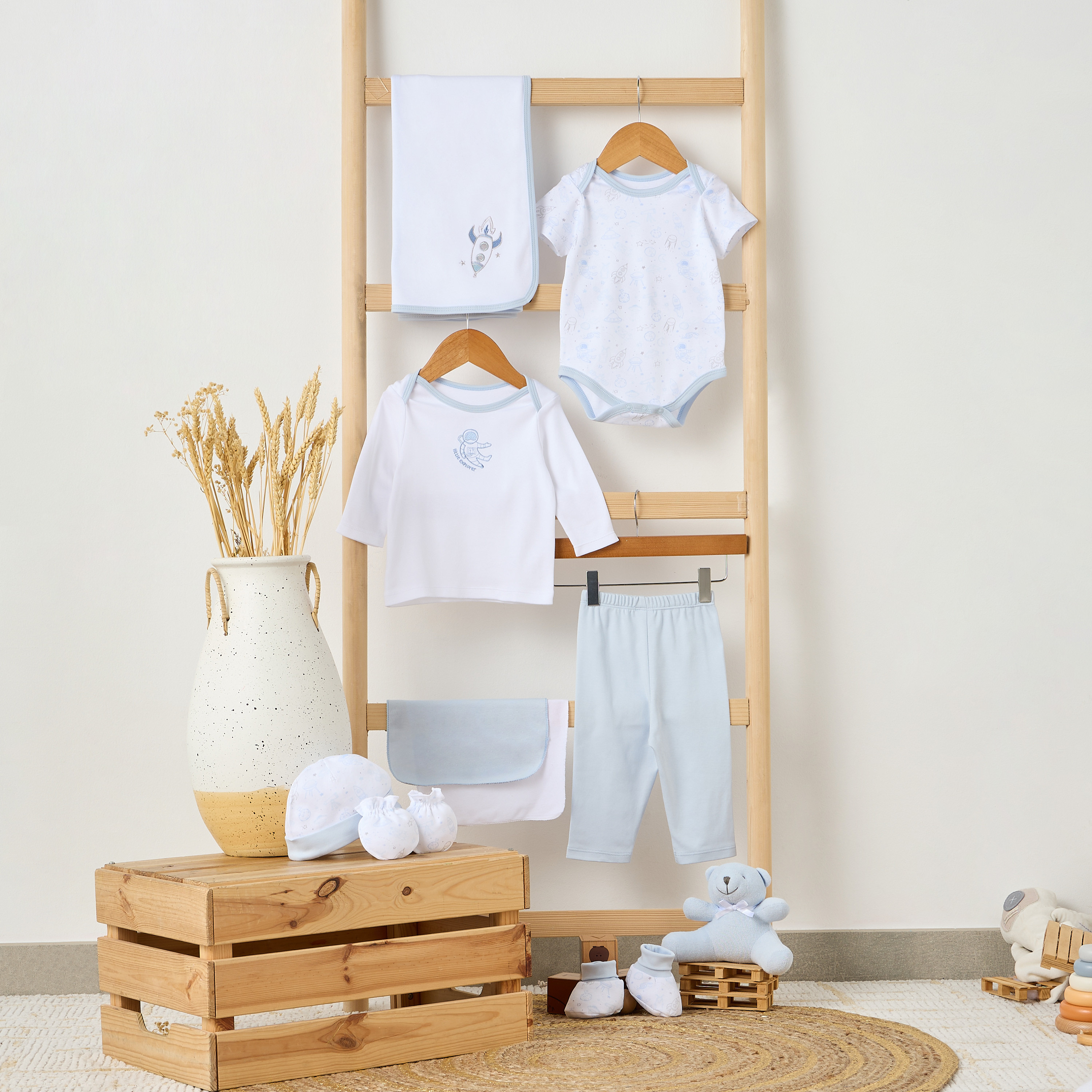 طقم هدايا ملابس بطبعات 10 قطع من جونيورز-baby-boys-clothing-setsandcoords-image-16