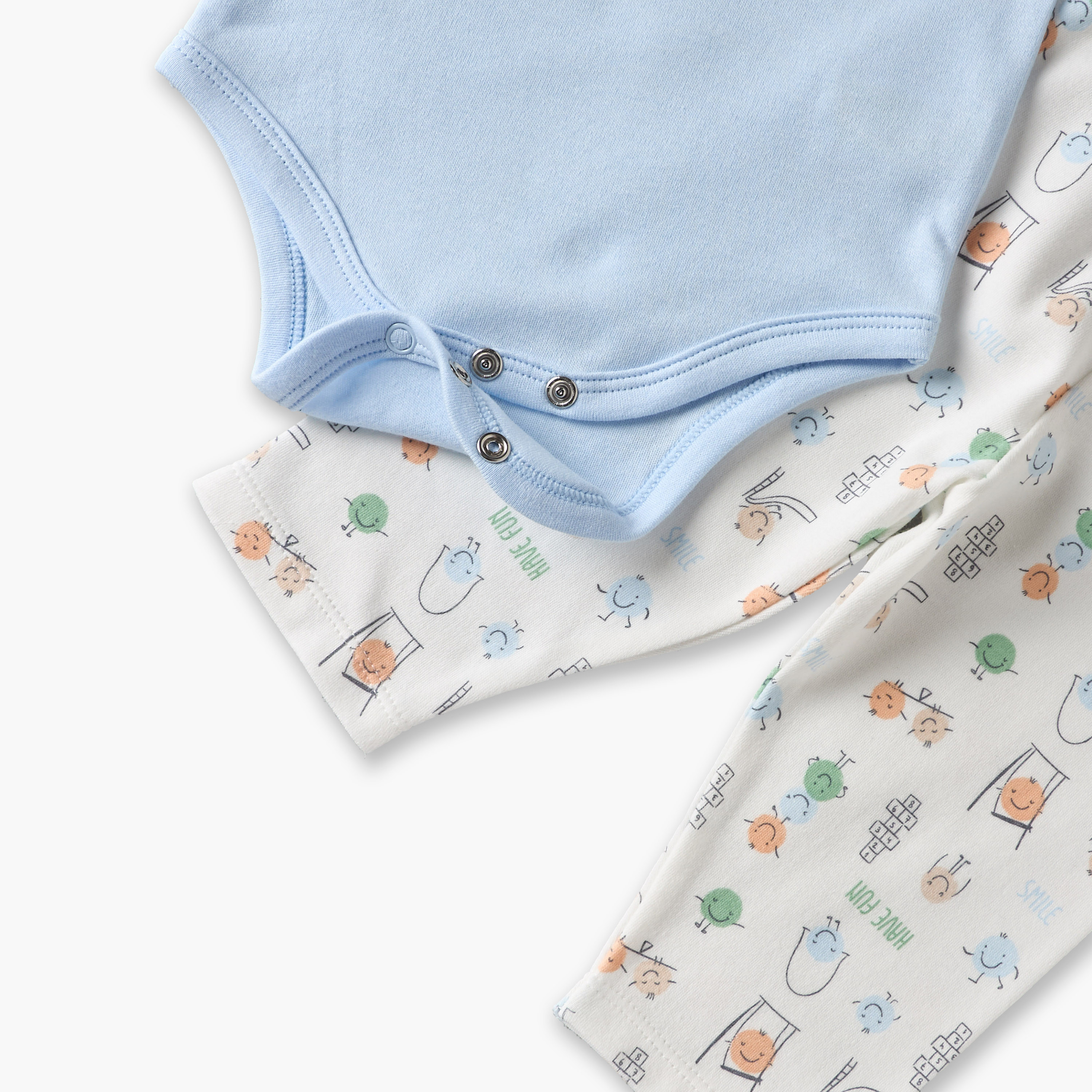 Set of 11 Juniors Clothing Gift Set with Print-baby-boys-clothing-setsandcoords-image-13