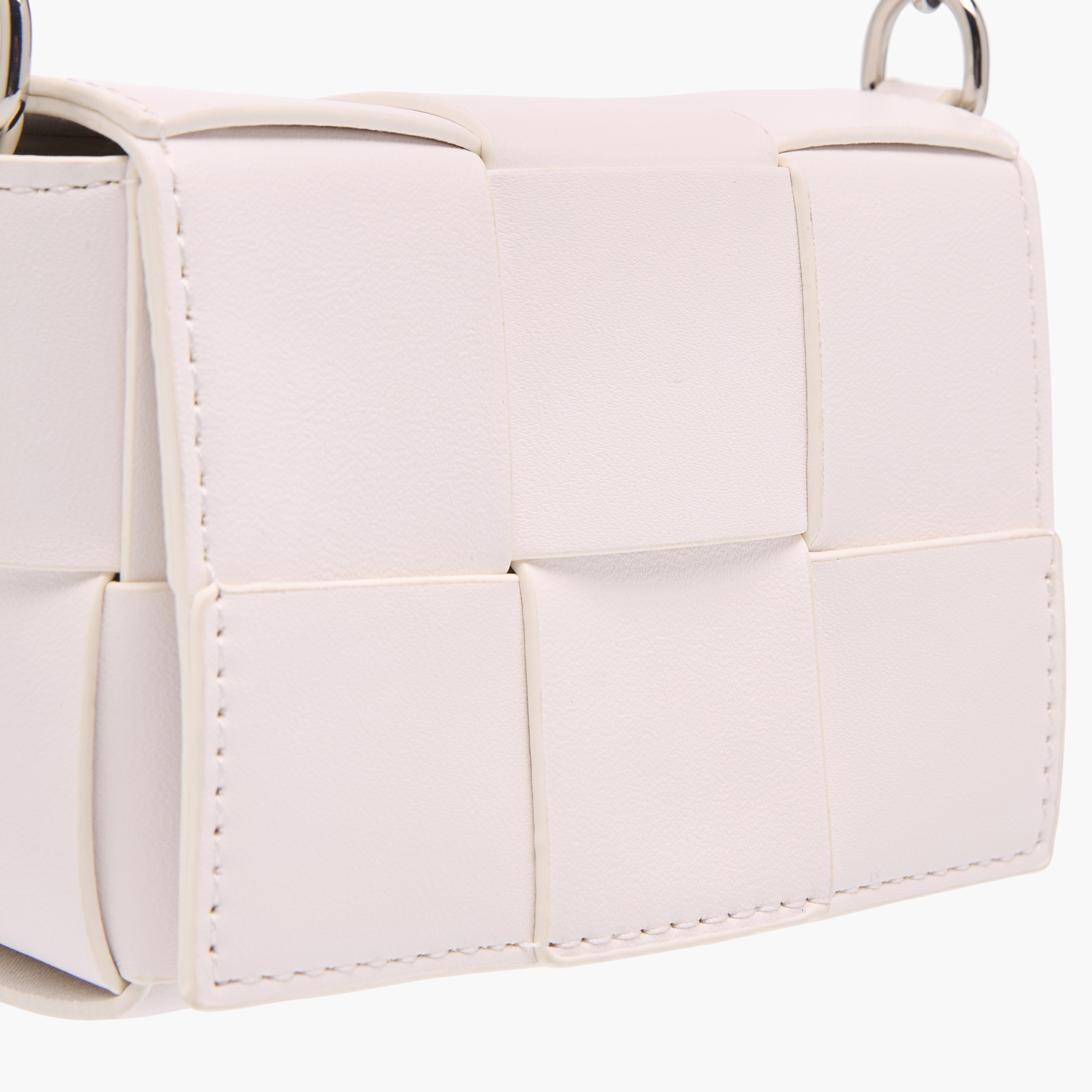 شنطة كروس بودي بحزام قابل للفصل وطيّة إغلاق من فلورا بيلا -girls-accessories-bags-image-4
