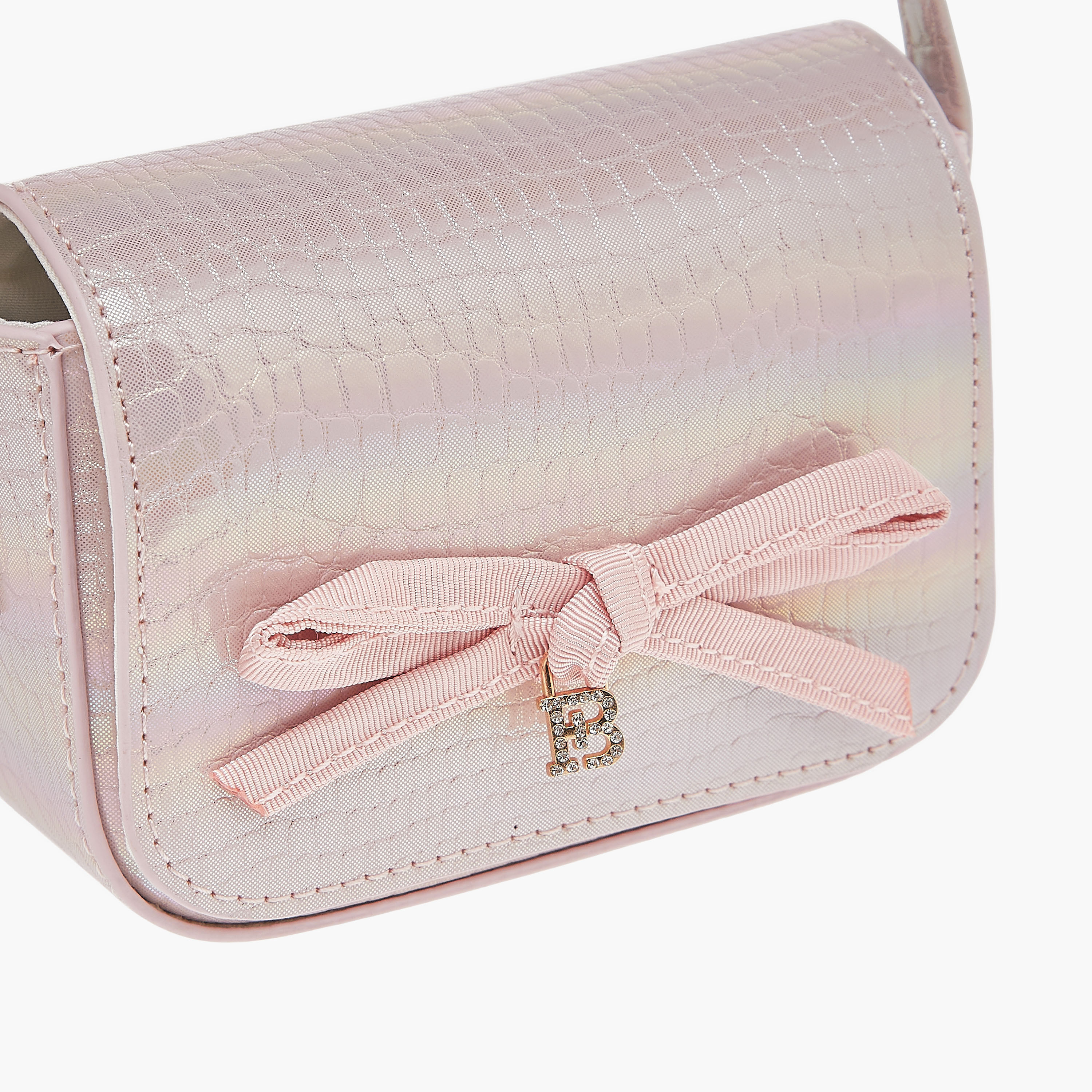 شنطة كروس بودي مزينة بحزام قابل للتعديل وإغلاق مغناطيسي من فلورا بيلا-girls-accessories-bags-image-4