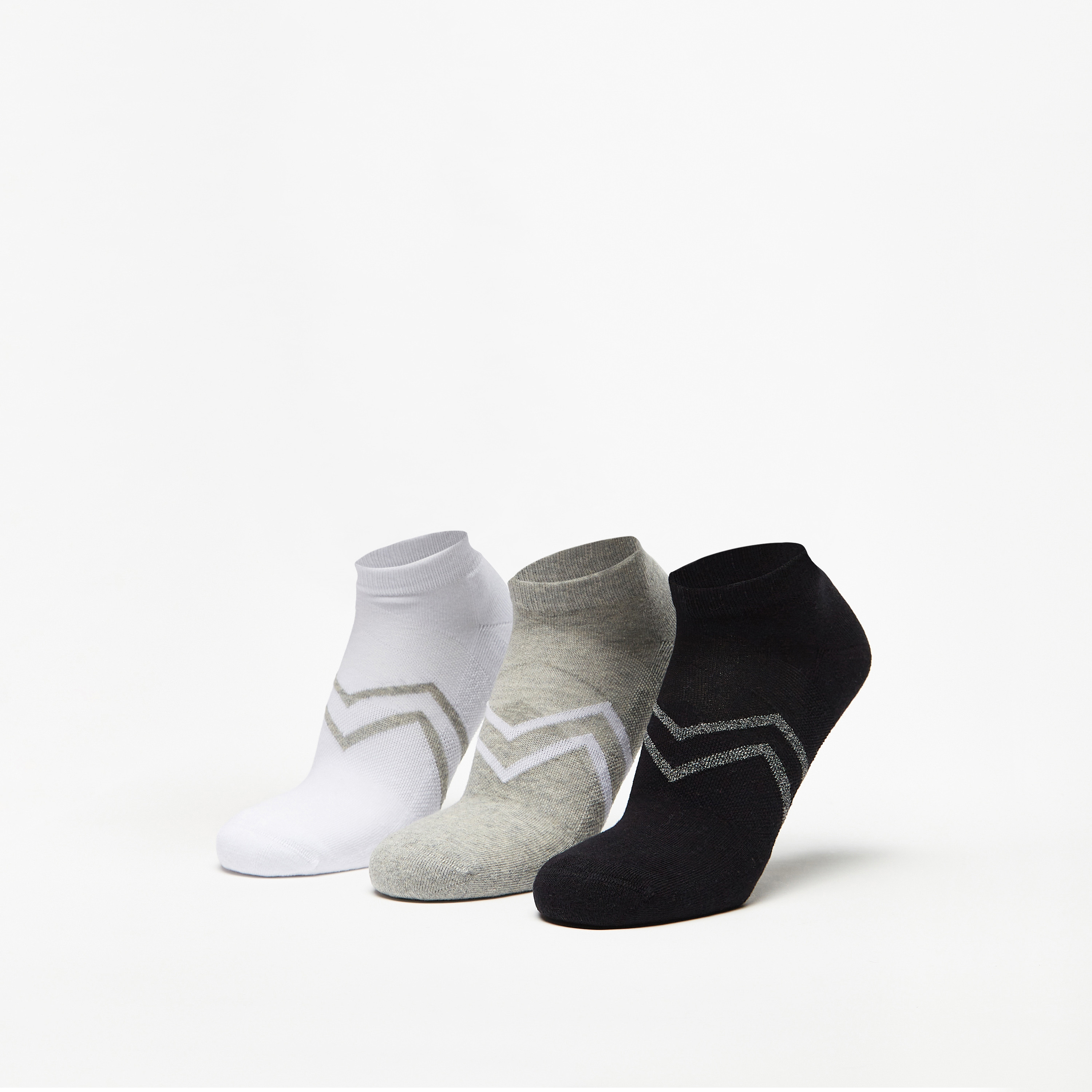 جوارب رياضية بطول الكاحل بطبعات من داش - طقم 3 أزواج-men-socks-image-1