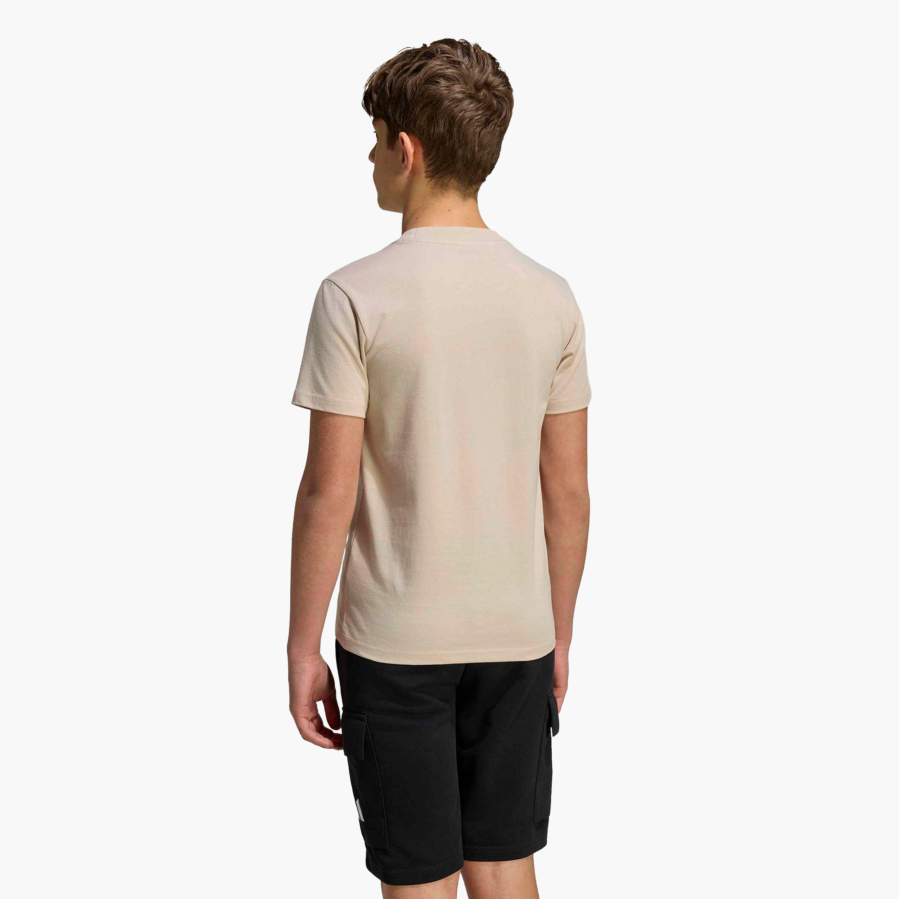 تيشيرت بياقة مستديرة وأكمام قصيرة وطبعات شعار من أديداس-sports-boys-clothing-tops-image-4