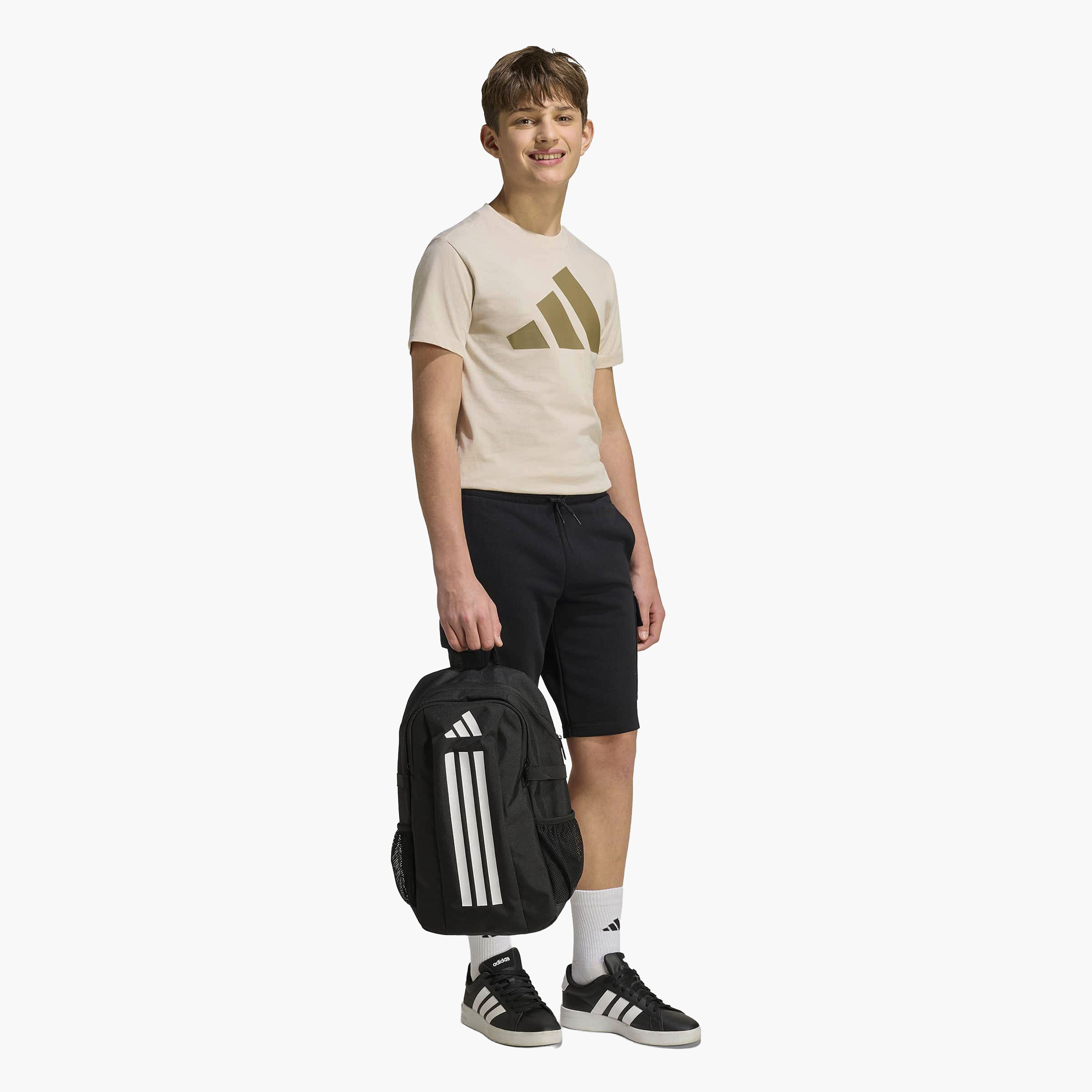 تيشيرت بياقة مستديرة وأكمام قصيرة وطبعات شعار من أديداس-sports-boys-clothing-tops-image-5