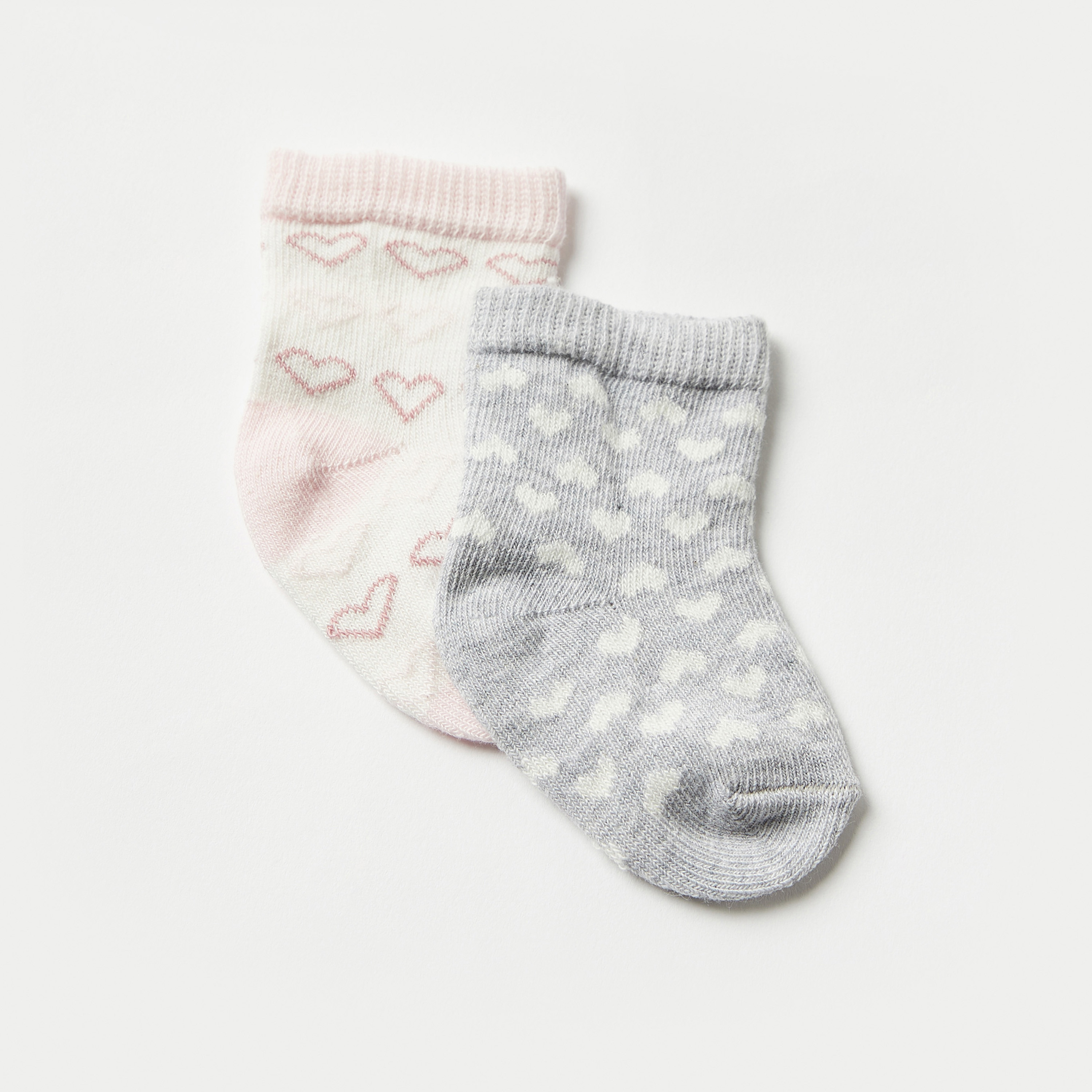جوارب بطول الكاحل وطبعات قلب من جونيورز – طقم من زوجين-promo_babyshop_Buy3for1_OMN230426-image-2