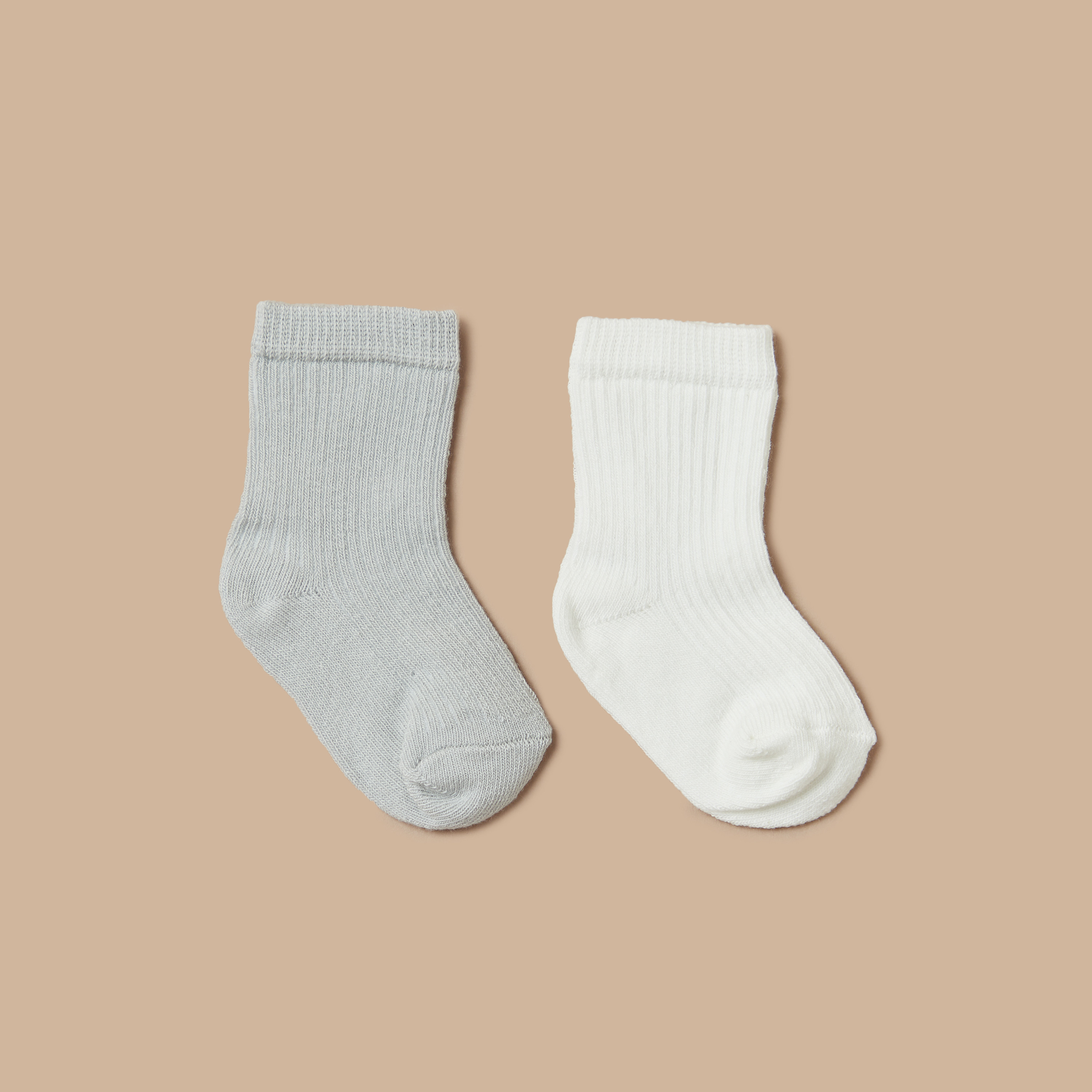 طقم جوارب بارزة الملمس من جونيورز - 2 قطع-baby-boys-clothing-multipacks-image-1