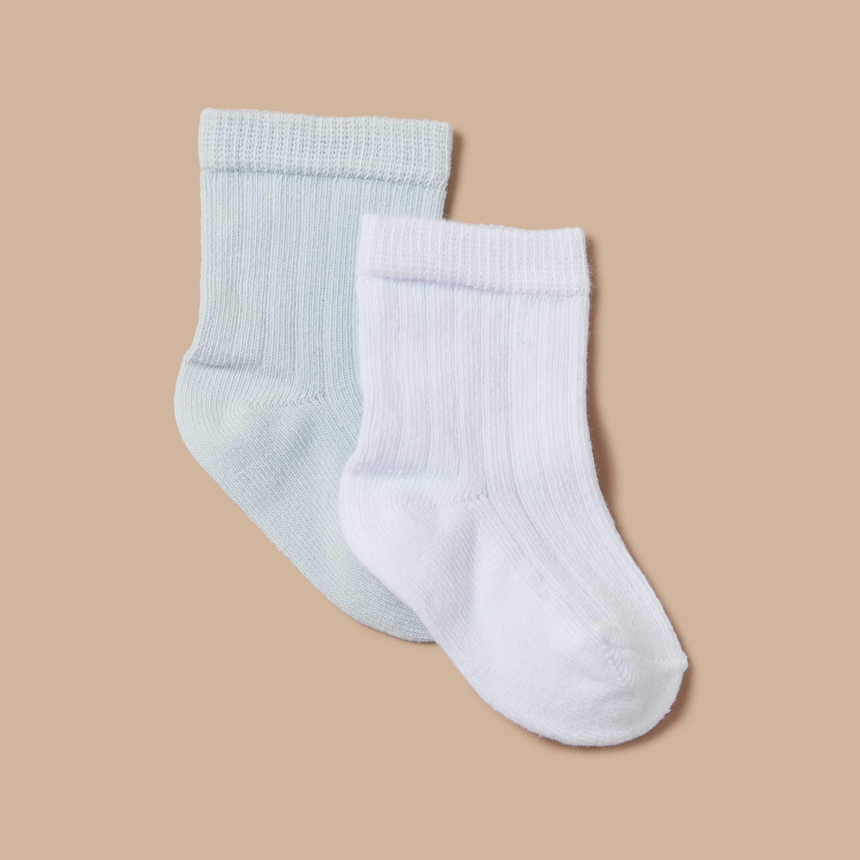 طقم جوارب بارزة الملمس من جونيورز - طقم من قطعتين.-baby-boys-clothing-multipacks-image-2
