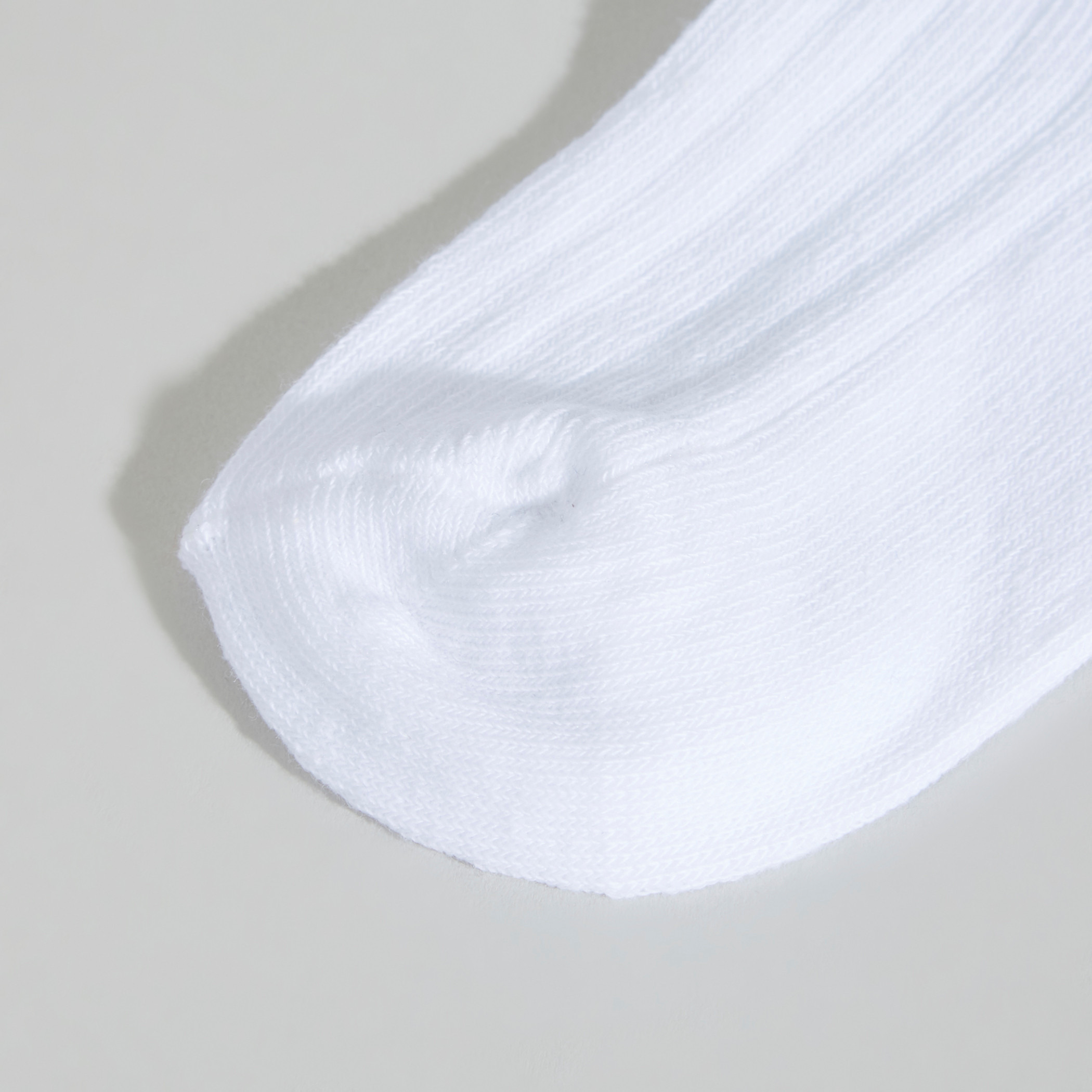 طقم جوارب بارزة الملمس من جونيورز - 2 قطع-baby-girls-accessories-socks-image-3