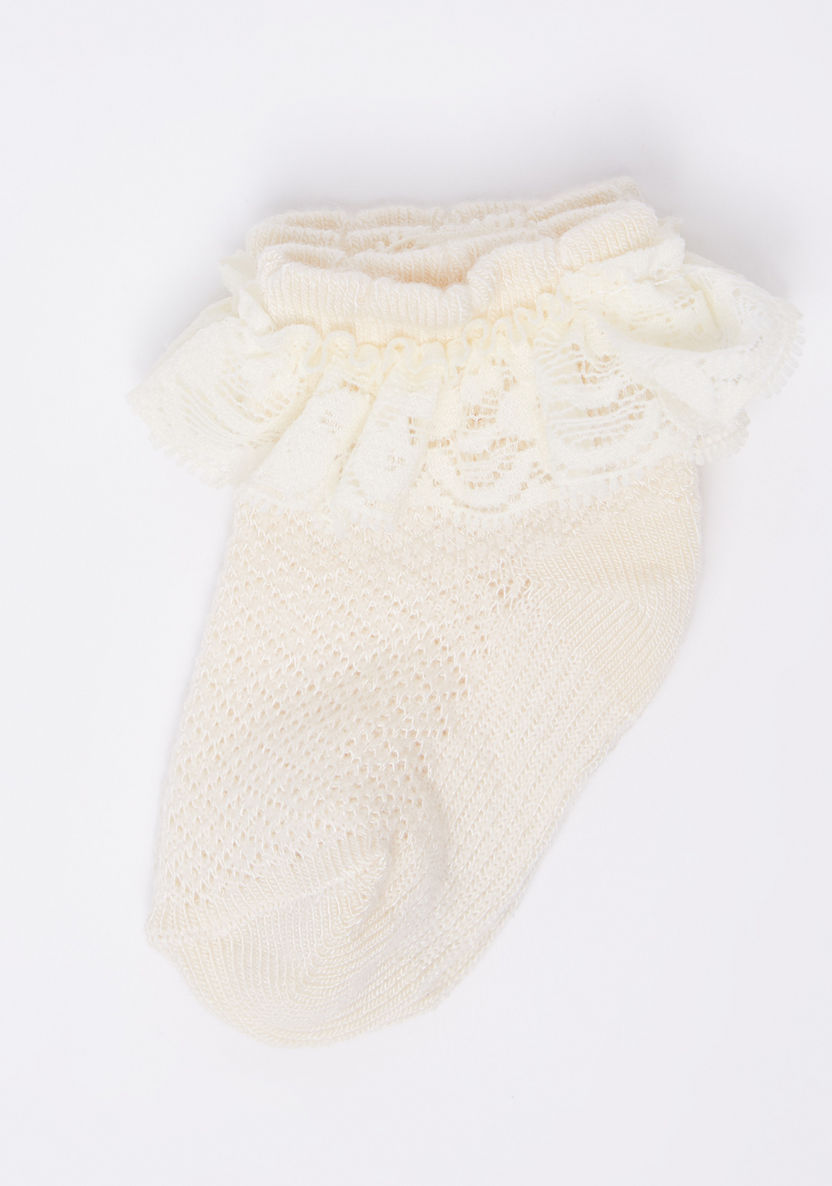 Giggles Textured Socks with Frill Detail-Socks-image-0