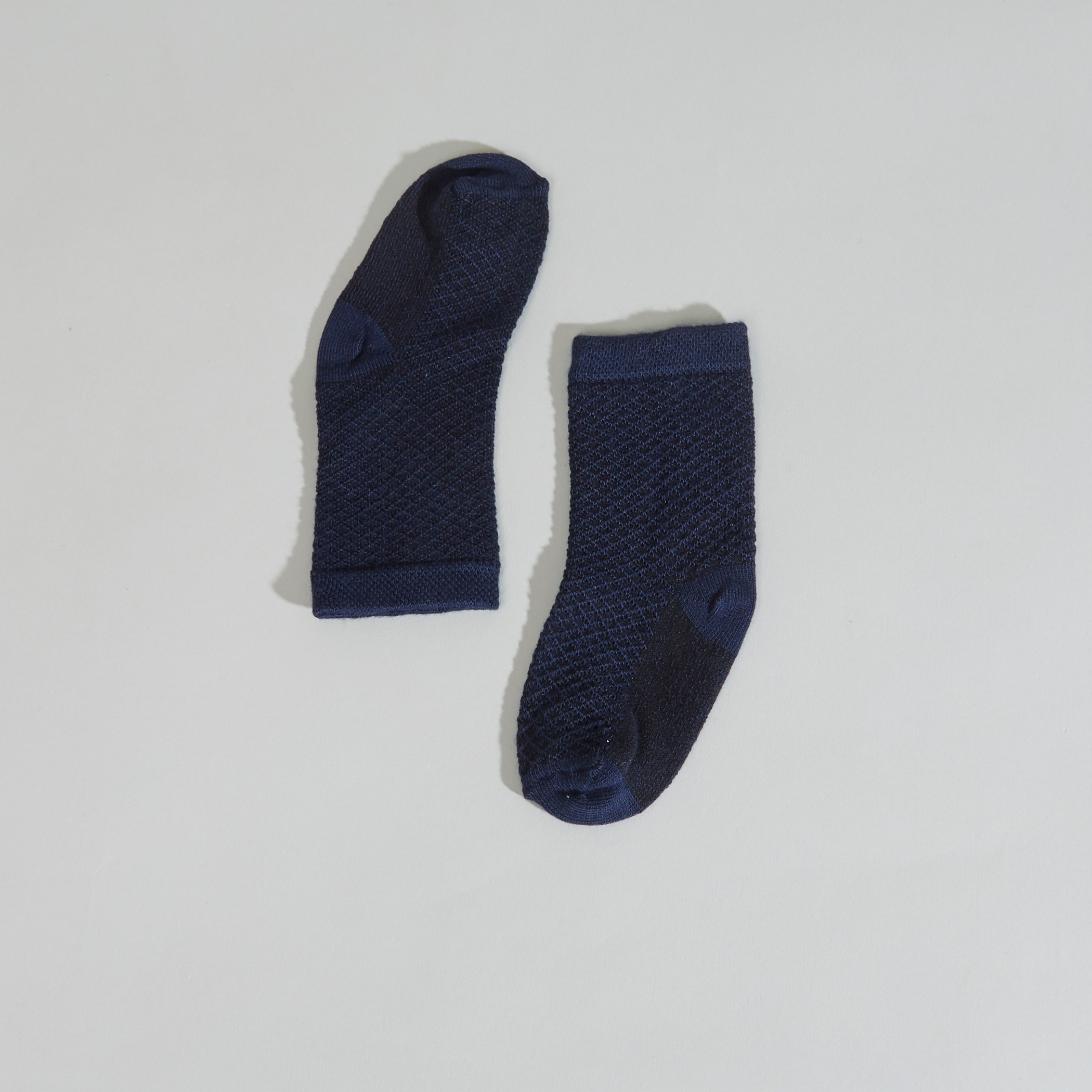 جورب بارز الملمس من جيجلز-promo_babyshop_Buy3for1_OMN230426-image-2