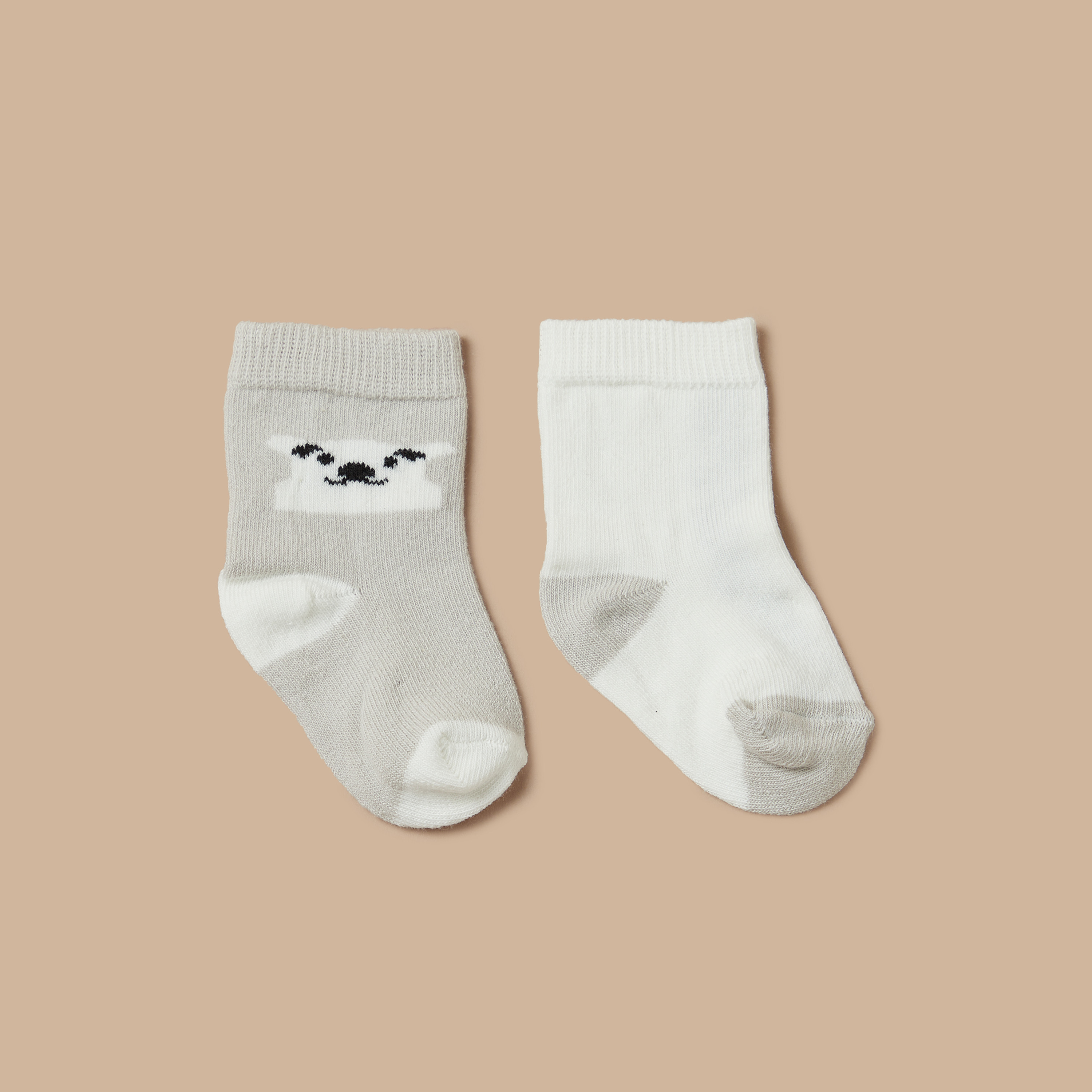 جورب بطبعات من جونيورز - طقم من 2-promo_babyshop_Buy3for1_OMN230426-image-1