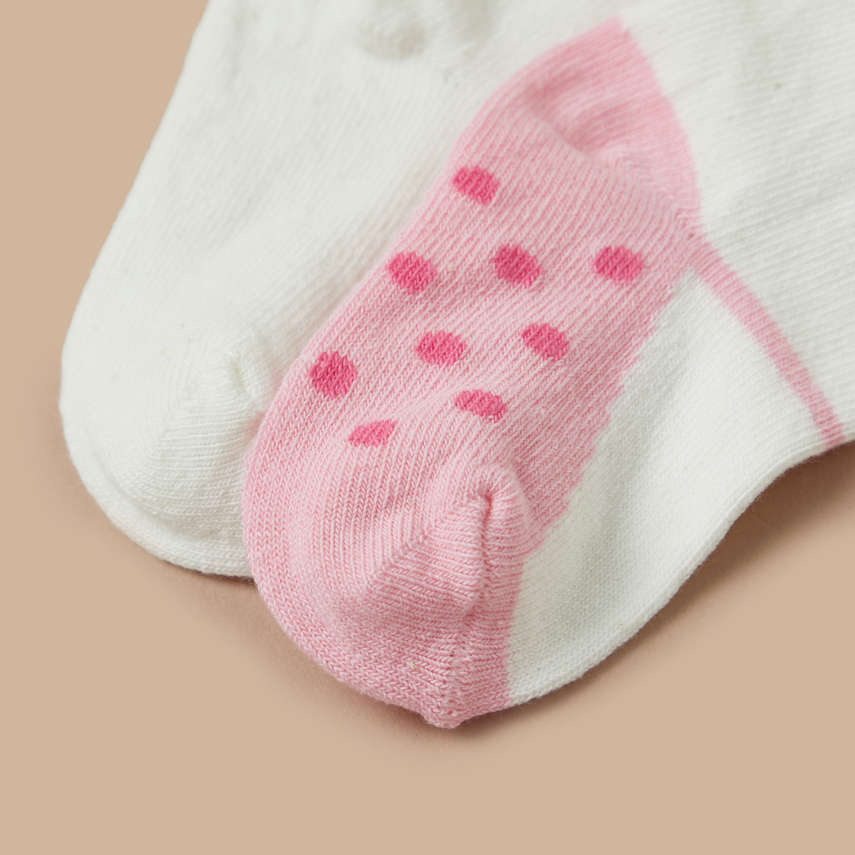 جوارب بطبعات من جونيورز - طقم من زوجين-promo_babyshop_Buy3for1_OMN230426-image-4