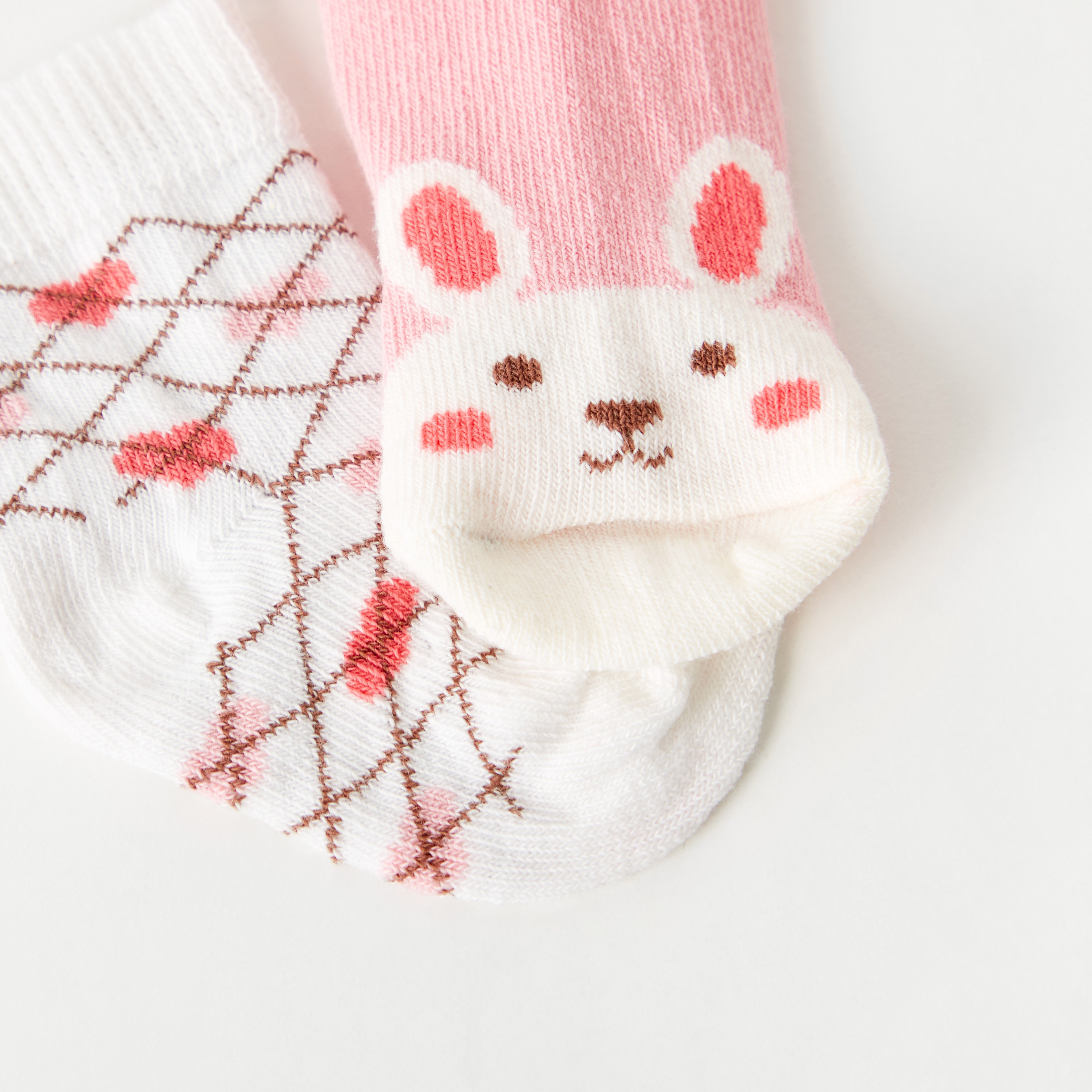 جوارب بارزة الملمس بطول الكاحل من جونيورز - طقم 2 أزواج-baby-girls-accessories-socks-image-3