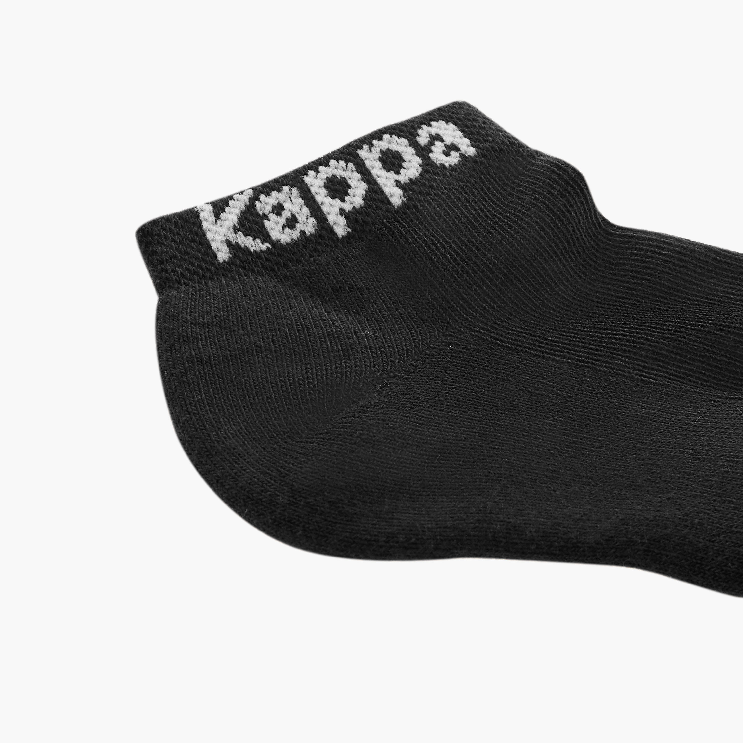 طقم جوارب رياضية 3 أزواج بطول الكاحل وطبعات من كابا -girls-accessories-socks-image-5