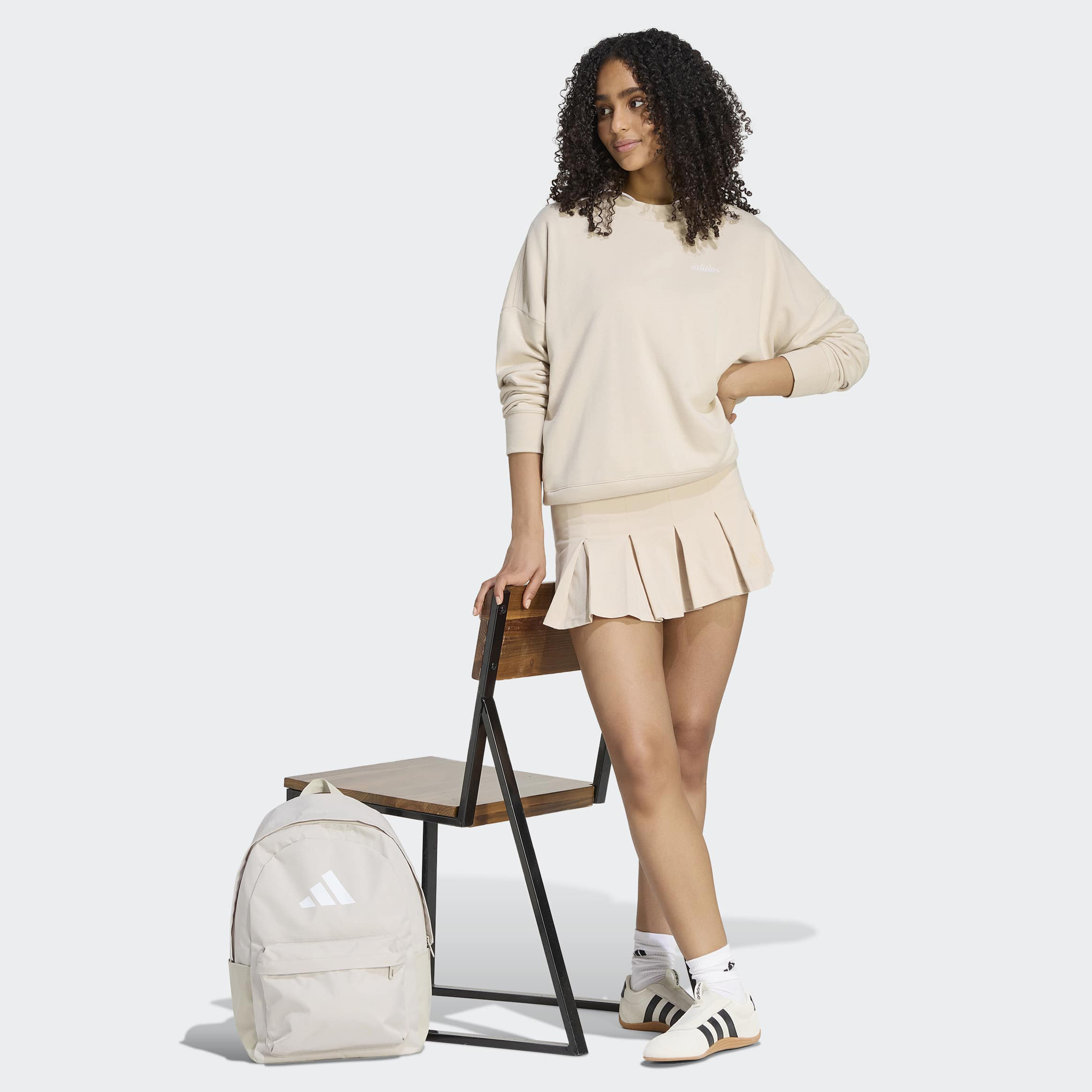 اديداس - سويت شيرت نسائي أساسيات اموسم من كولوربوب-sports-women-clothing-hoodiesandsweatshirts-image-2