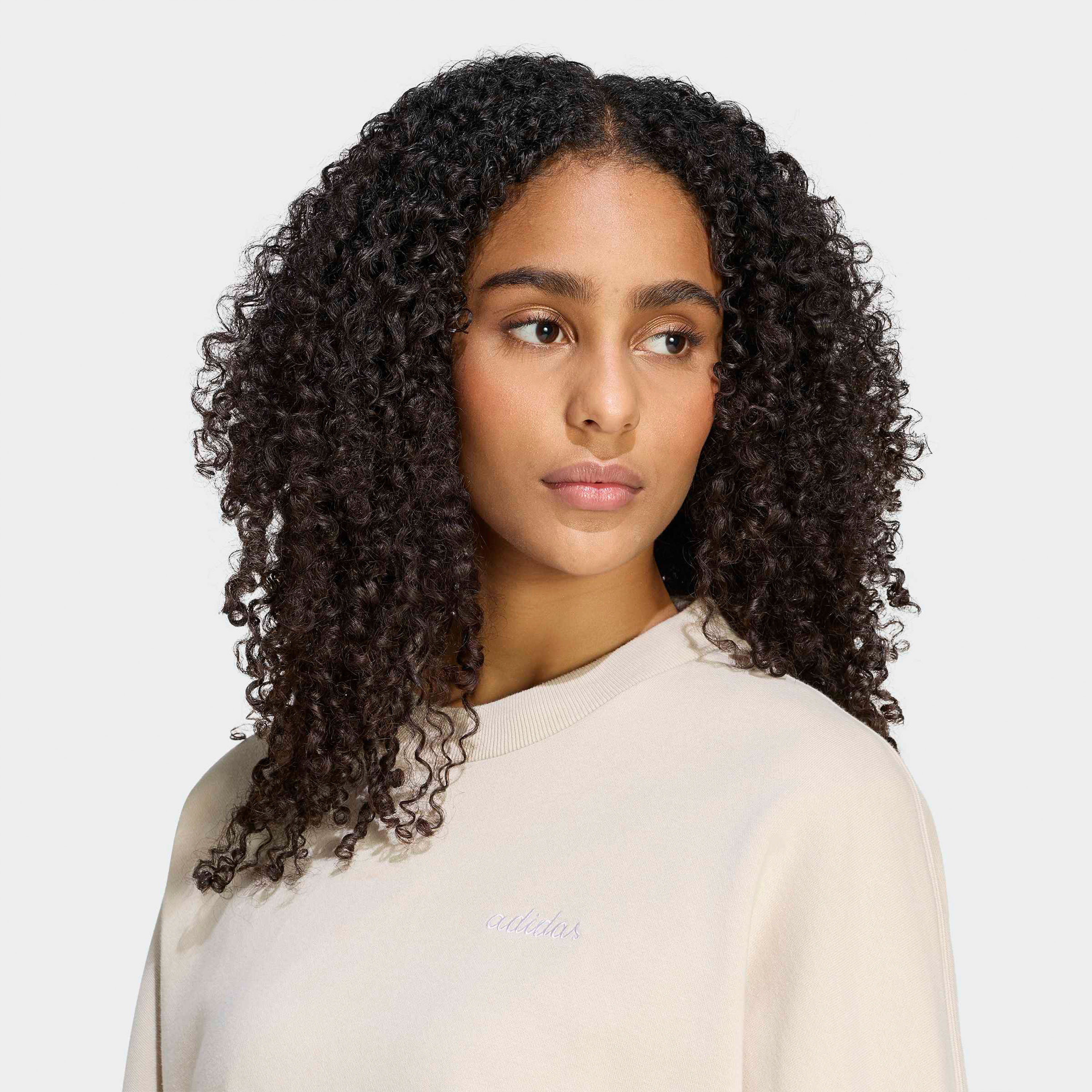 اديداس - سويت شيرت نسائي أساسيات اموسم من كولوربوب-sports-women-clothing-hoodiesandsweatshirts-image-4