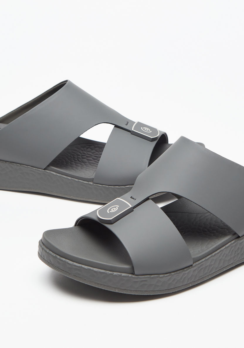 Le Confort Solid Slip-On Arabic Sandals-Men%27s Sandals-image-5