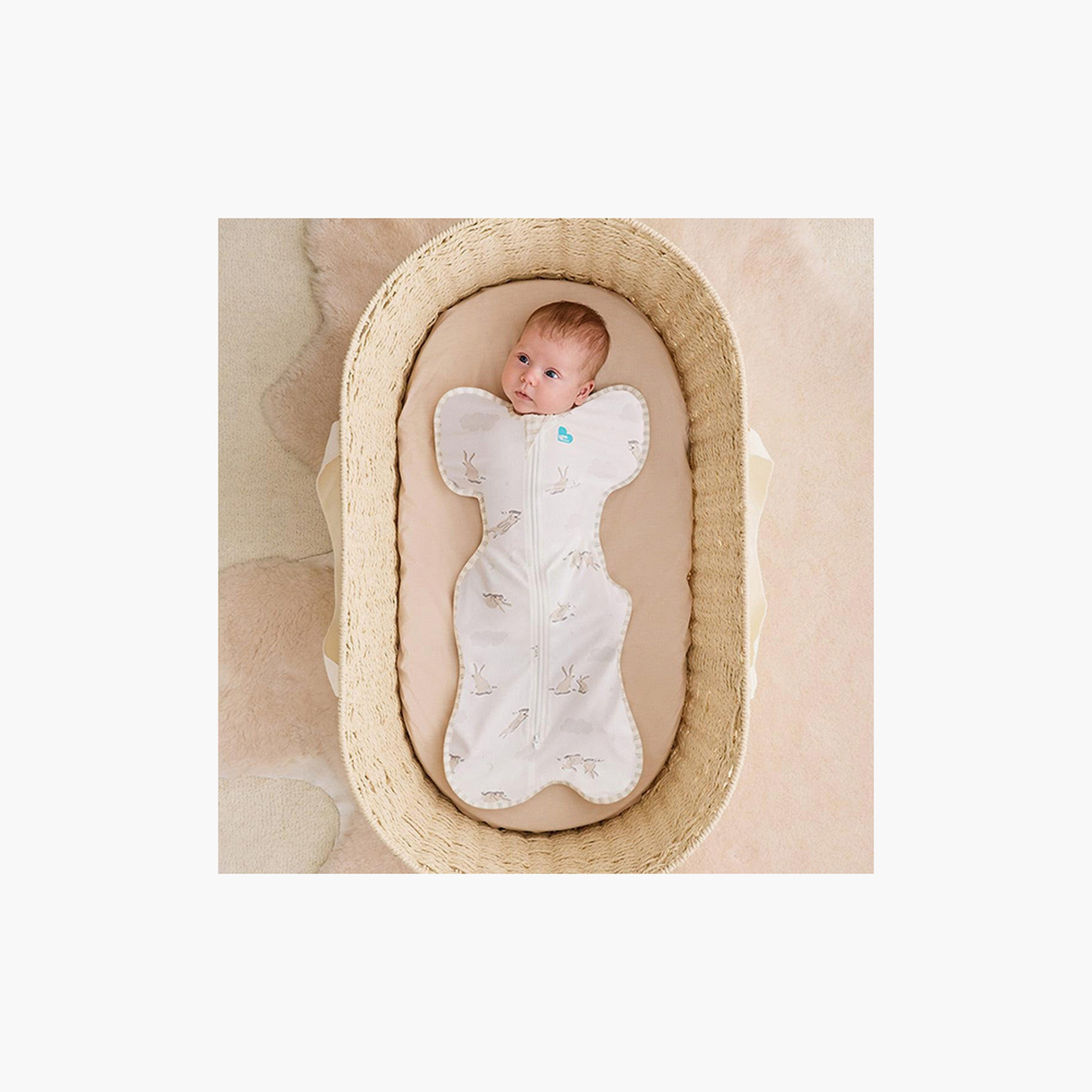 كيس نوم قماط بطبعة كلاود بانيز من لاف تو دريم - أبيض-baby-nursery-blanketsandswaddles-swaddlesandsleepingbags-image-3